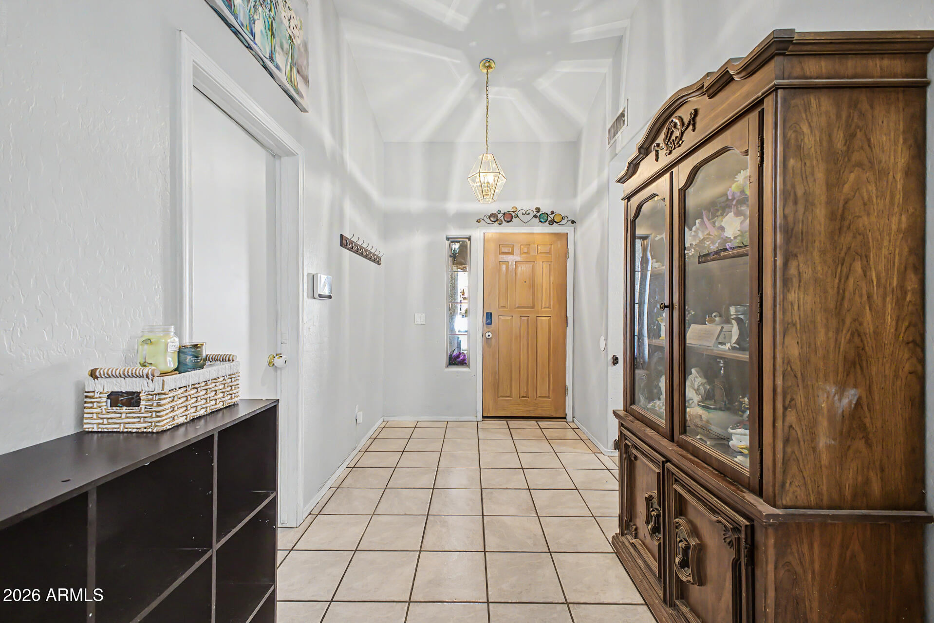 658 S CHATSWORTH --
