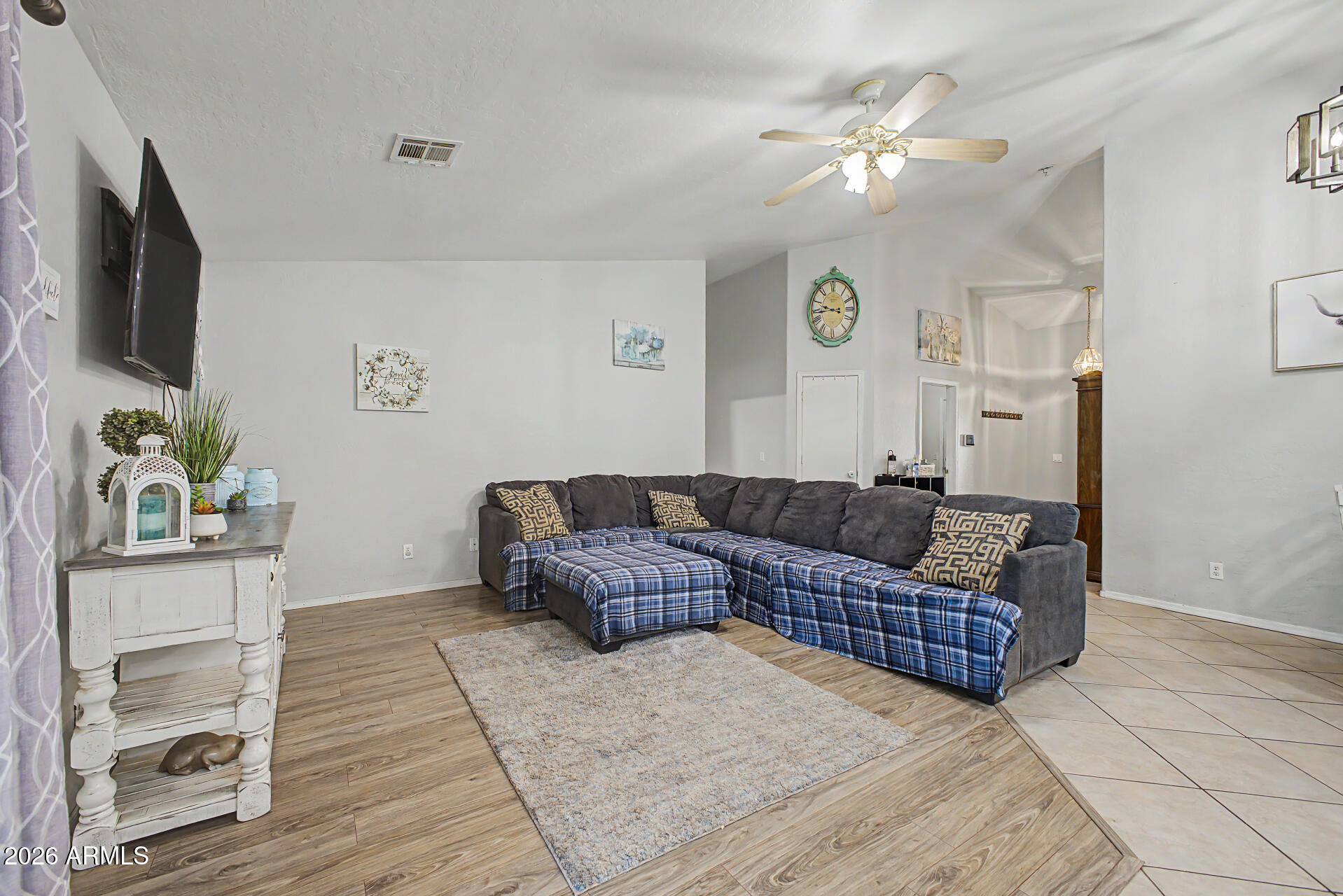 658 S CHATSWORTH --