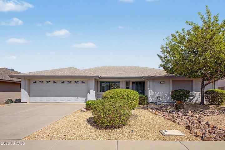 Photo 1 of 30 — 11332 E NAVARRO Avenue, Mesa, AZ 85209
