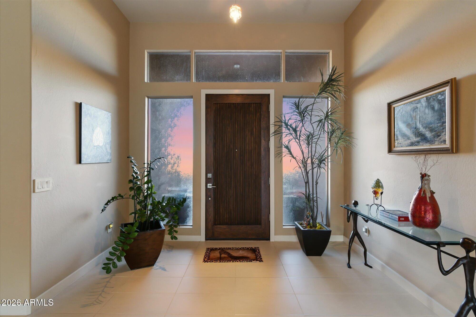 5565 W PINNACLE HILL Drive W