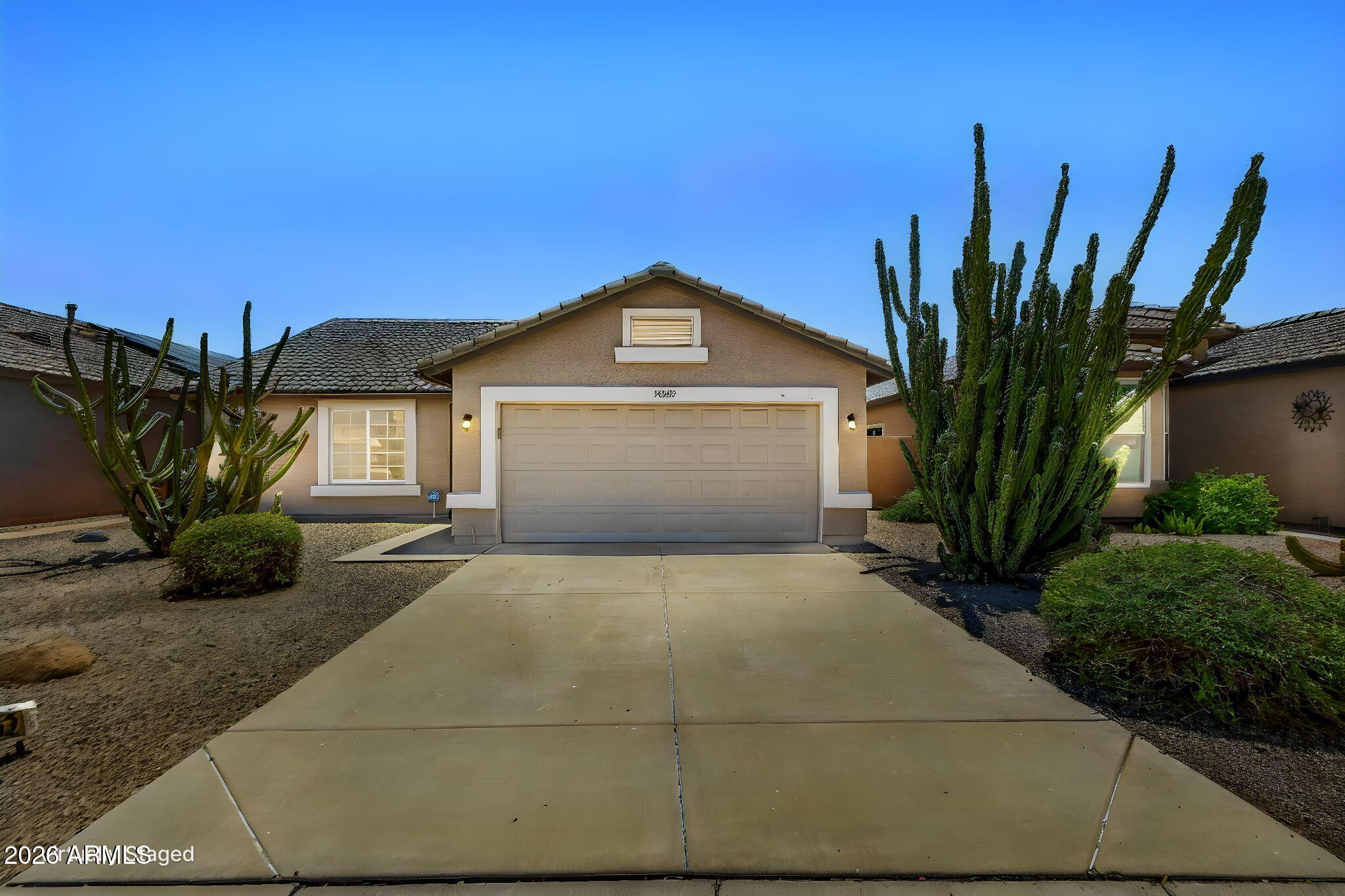 10263 W MOHAWK Lane
