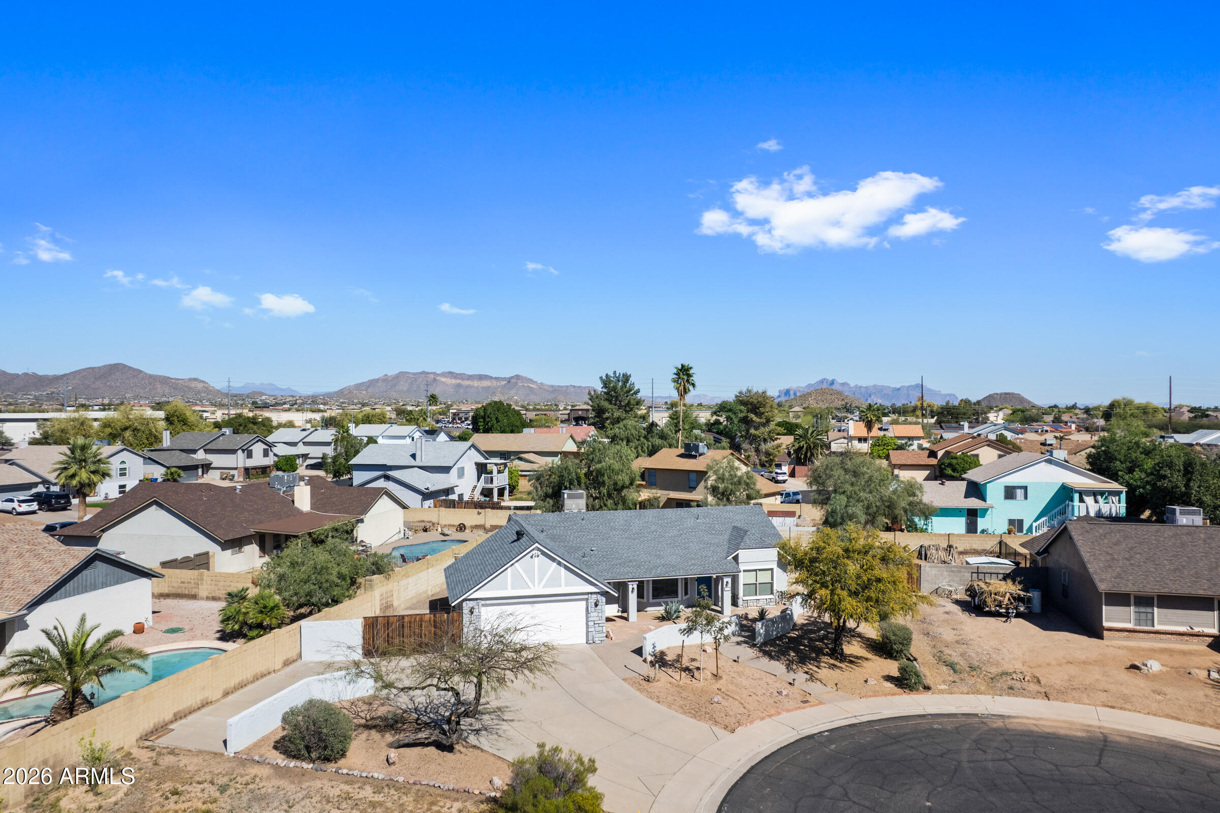 1827 N SERICIN Circle