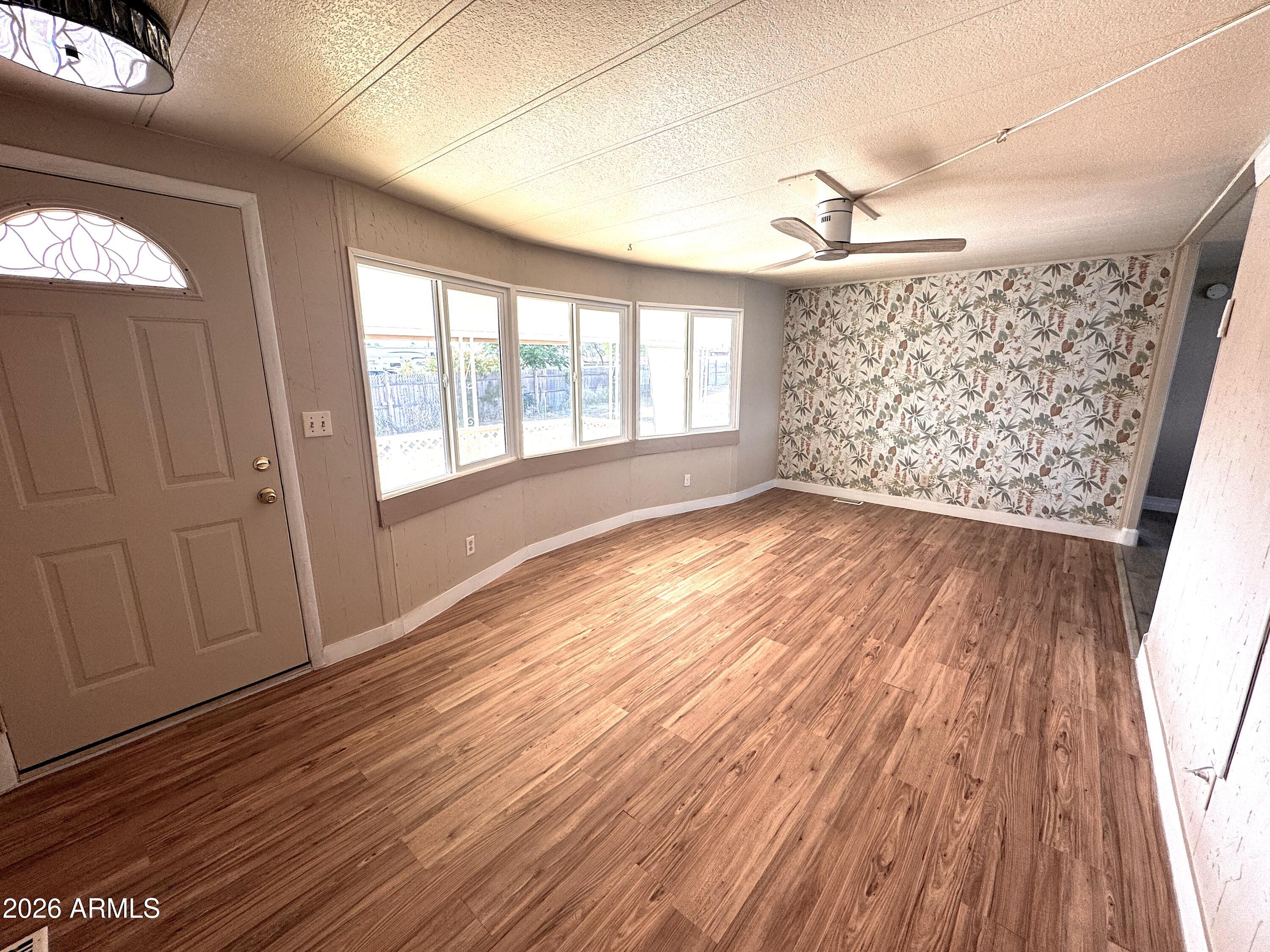 8822 E BALTIMORE Street