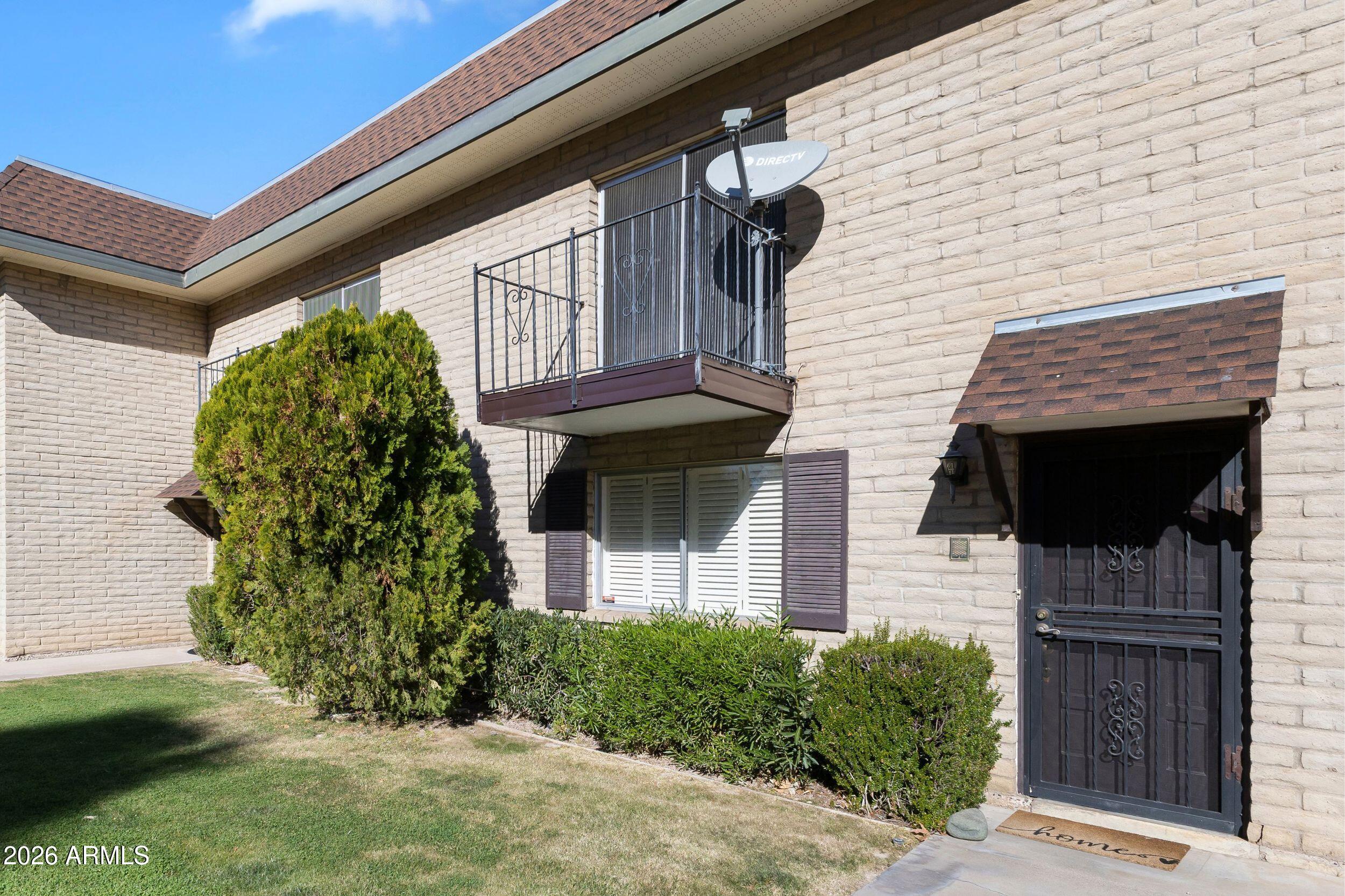 8135 N CENTRAL Avenue 4