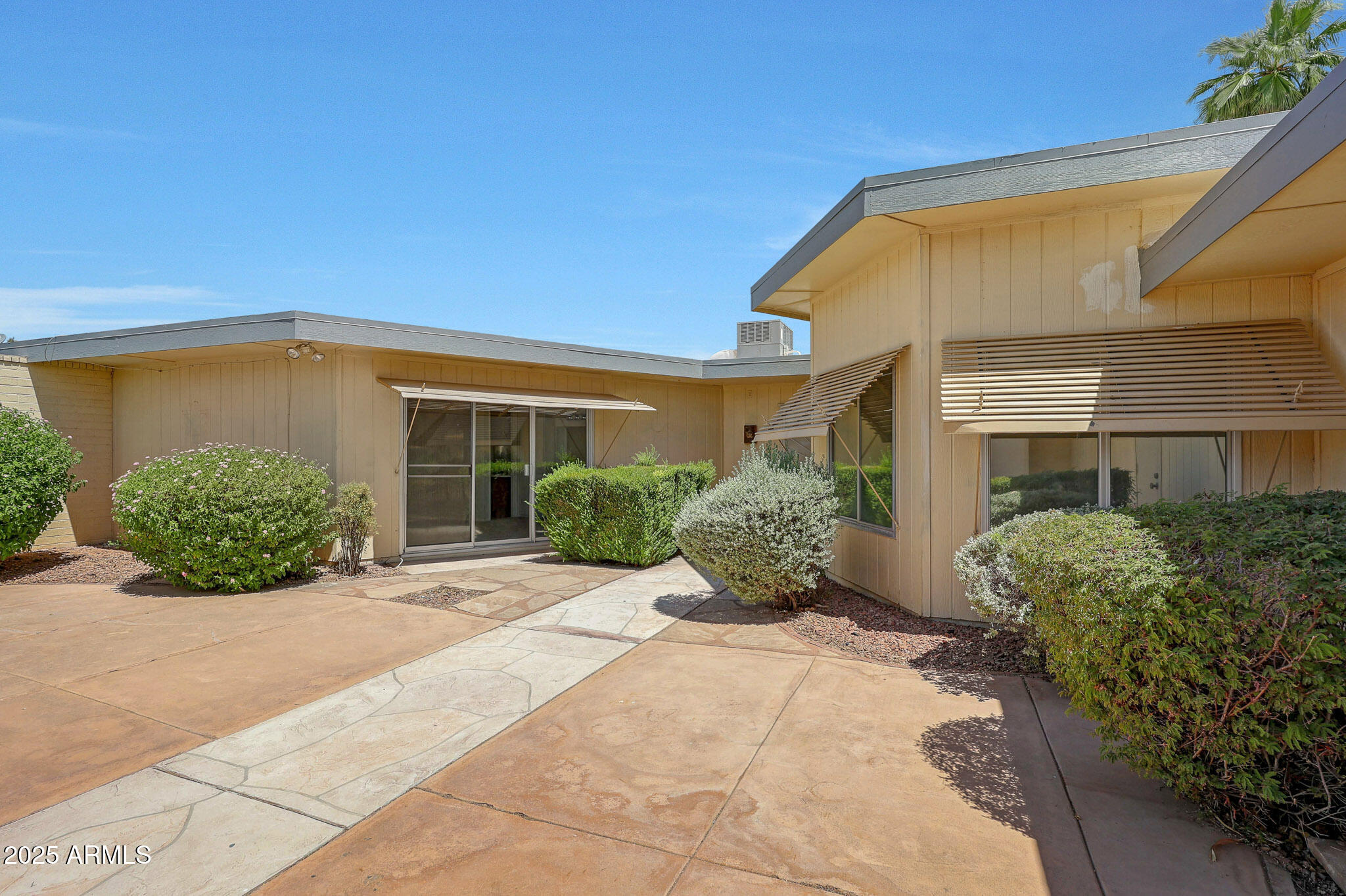 10614 W EMERALD Point