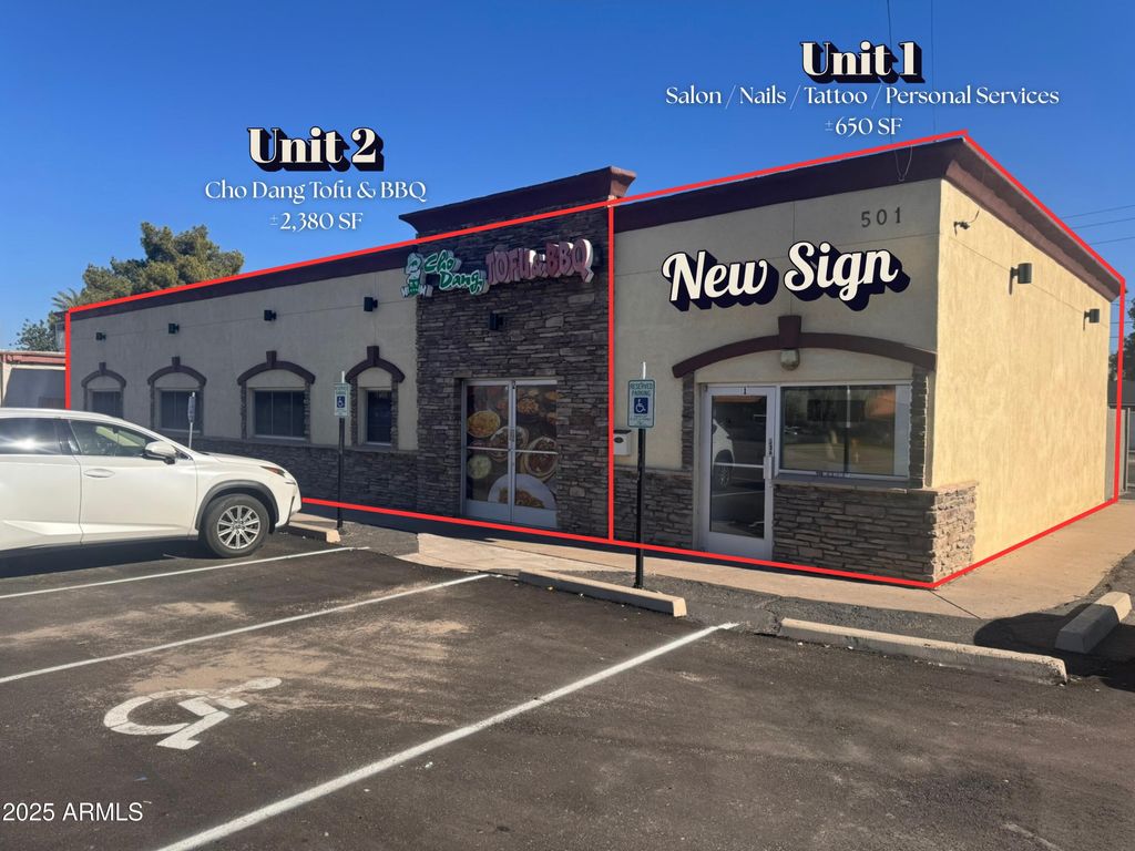 Photo of 501 N Arizona Avenue, Chandler, AZ 85225 (MLS # 6959053)