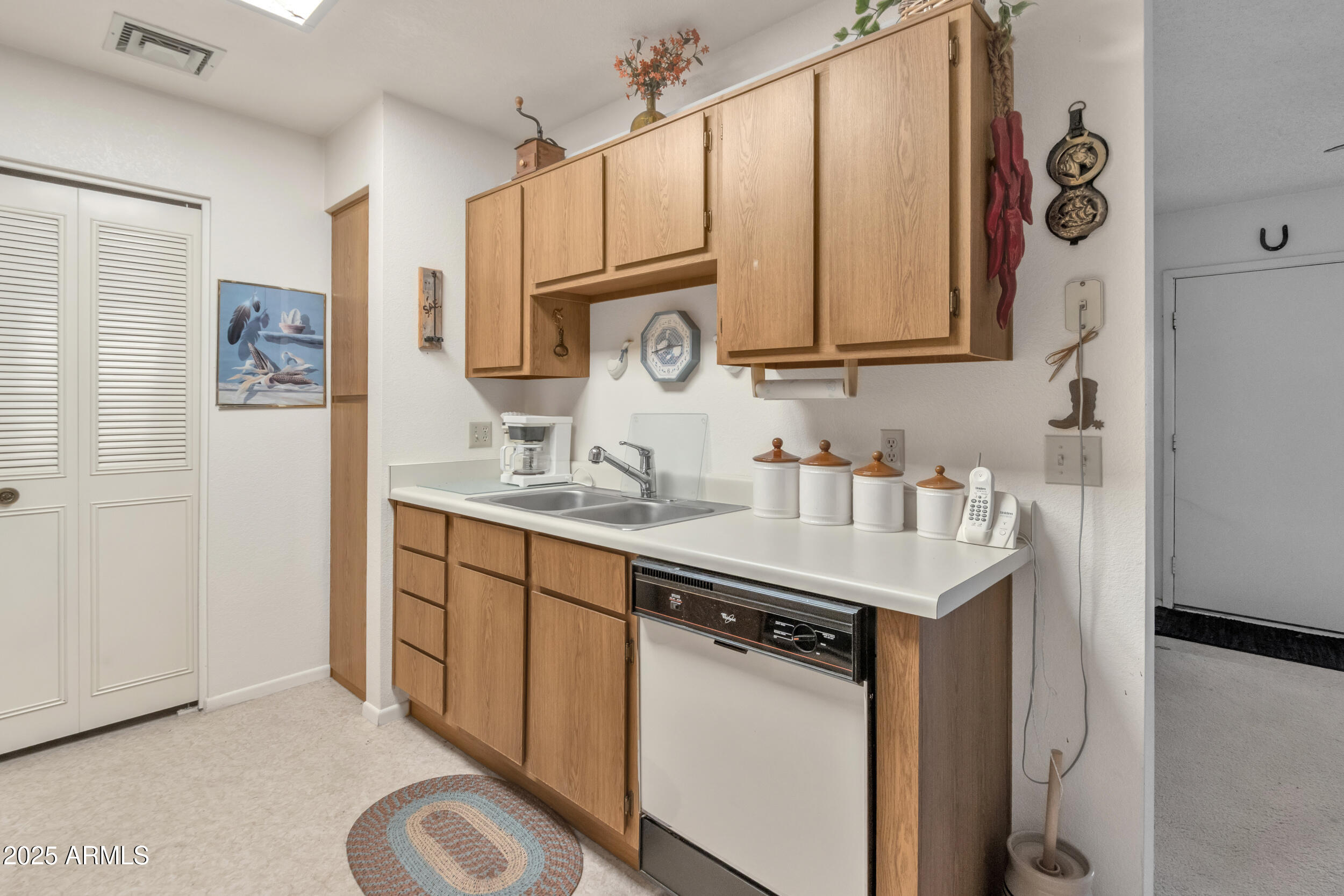 SUN VILLAGE RESORT CONDO APACHE COLONY - Residential