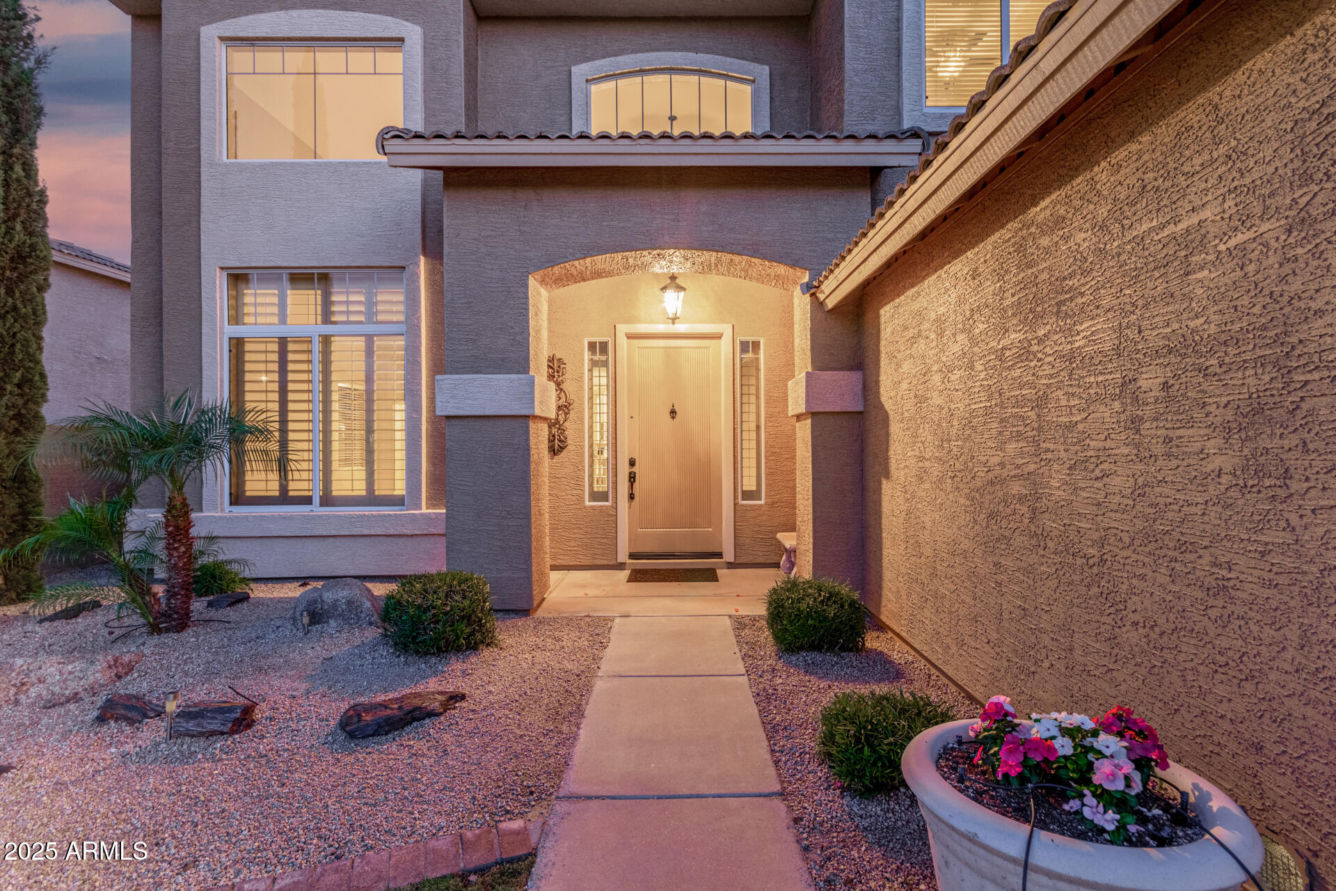 6961 W HONEYSUCKLE Drive