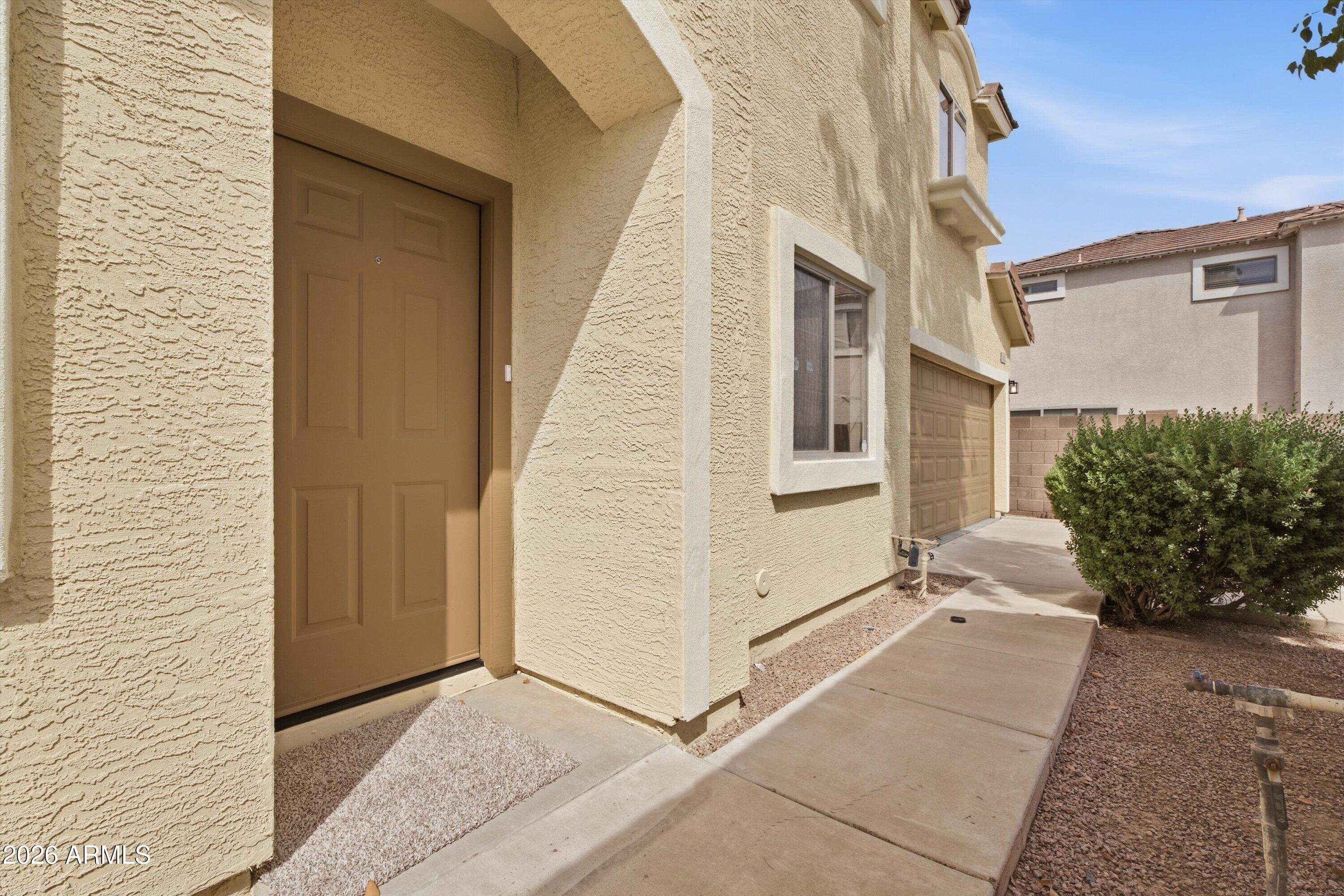 1575 E BAYLOR Lane B