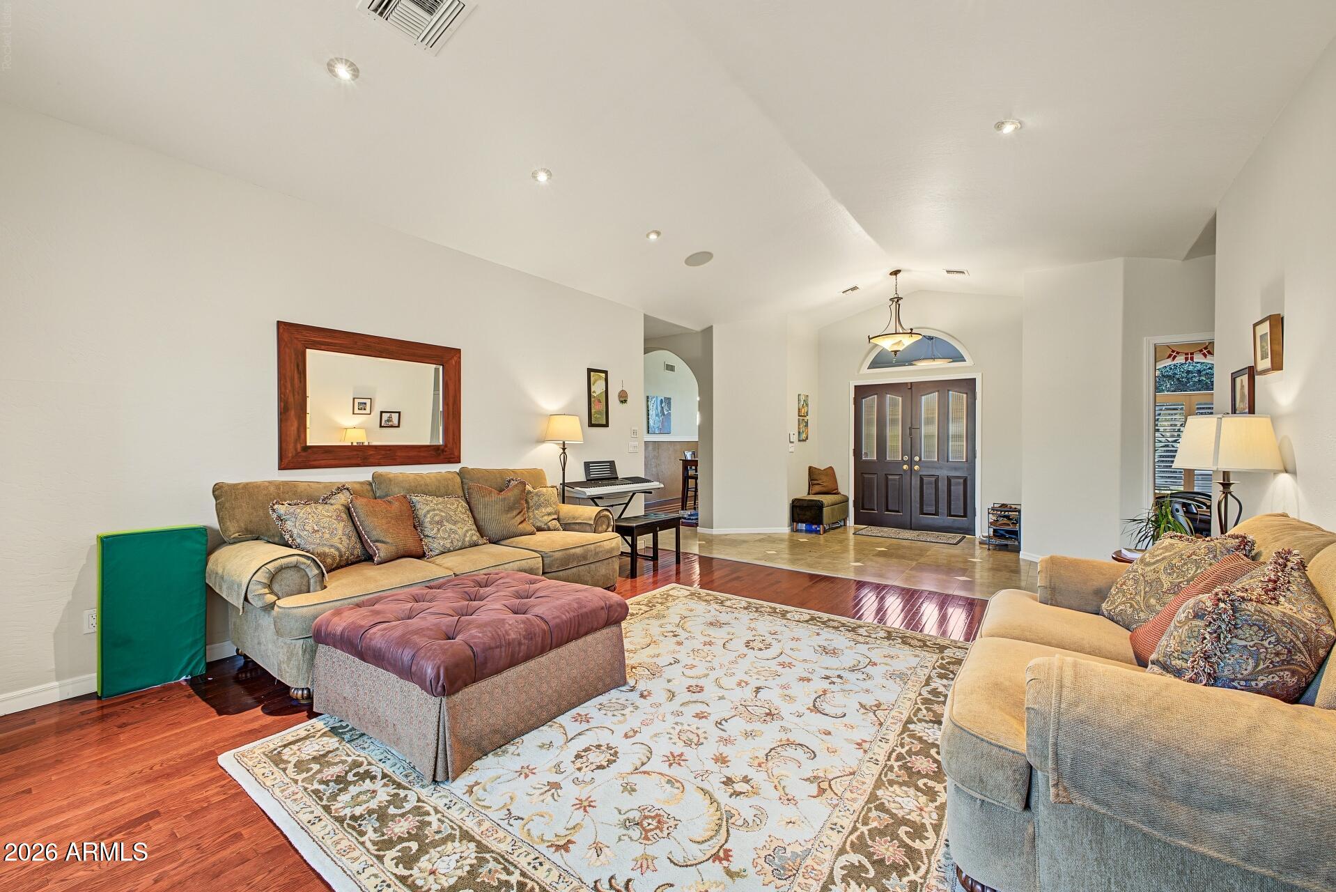 10070 E DOUBLETREE RANCH Road