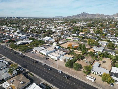 3834 E INDIAN SCHOOL Road Phoenix AZ 85018