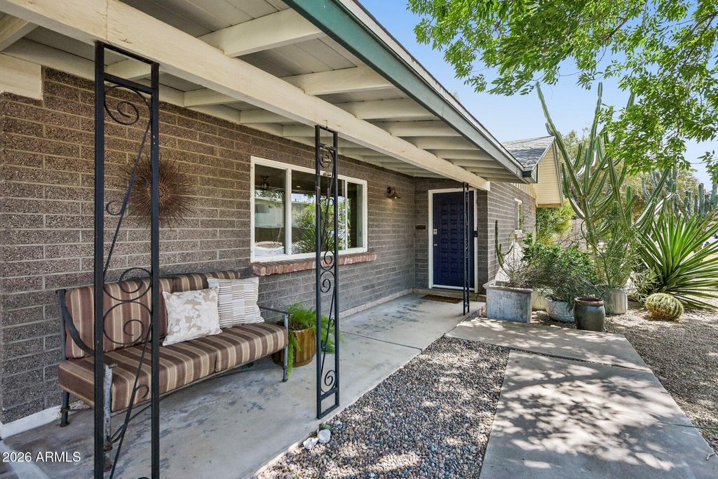 Photo of 2207 S Sierra Vista Drive, Tempe, AZ 85282 (MLS # 7018411)