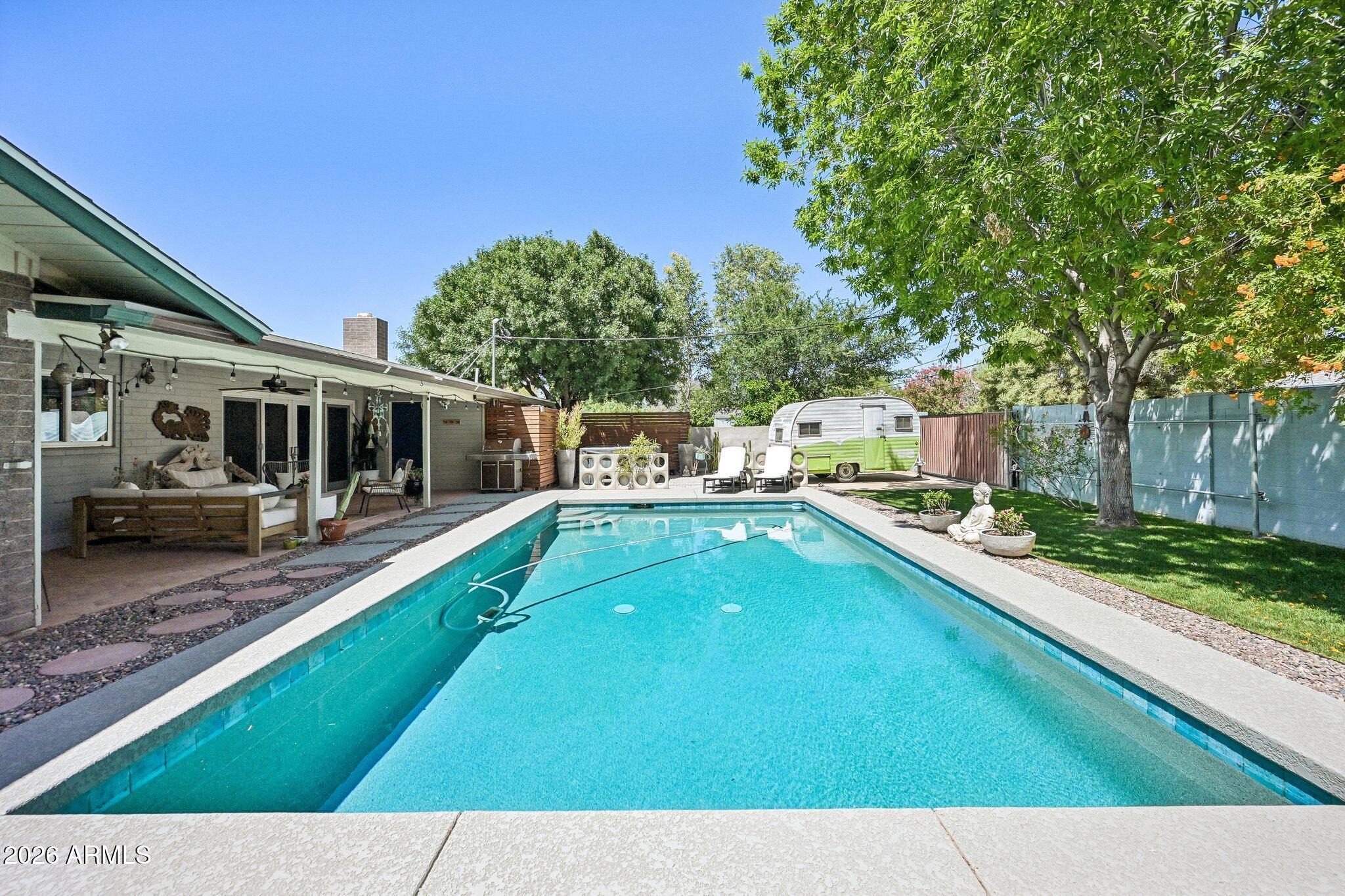 BROADMOR MANOR 3 - Residential