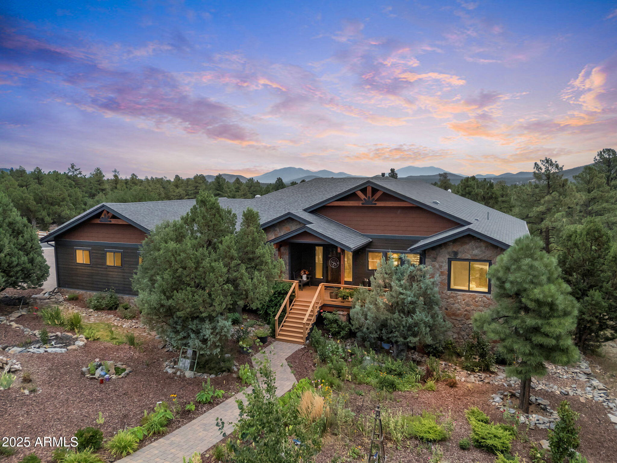 300 FAIRWAY Drive