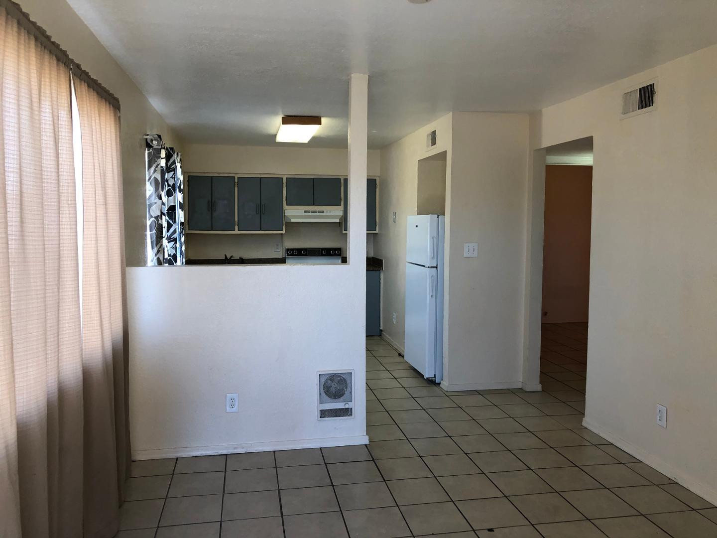 2510 E Pueblo Avenue 3