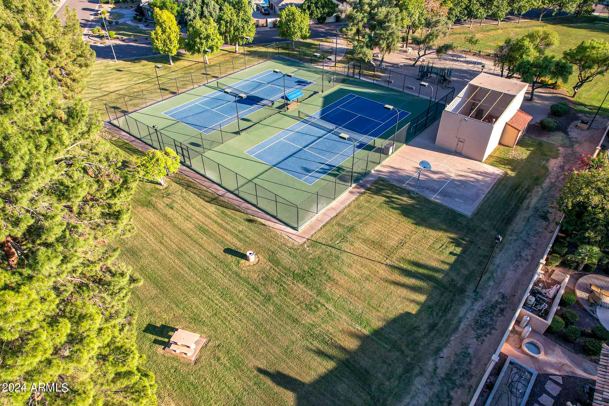 CIRCLE G RANCHES - Residential