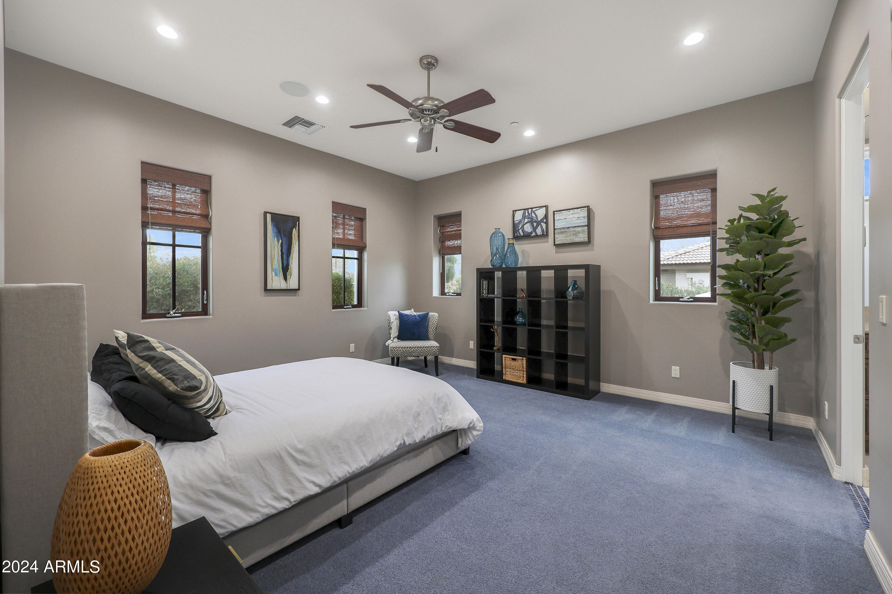 CIRCLE G RANCHES - Residential