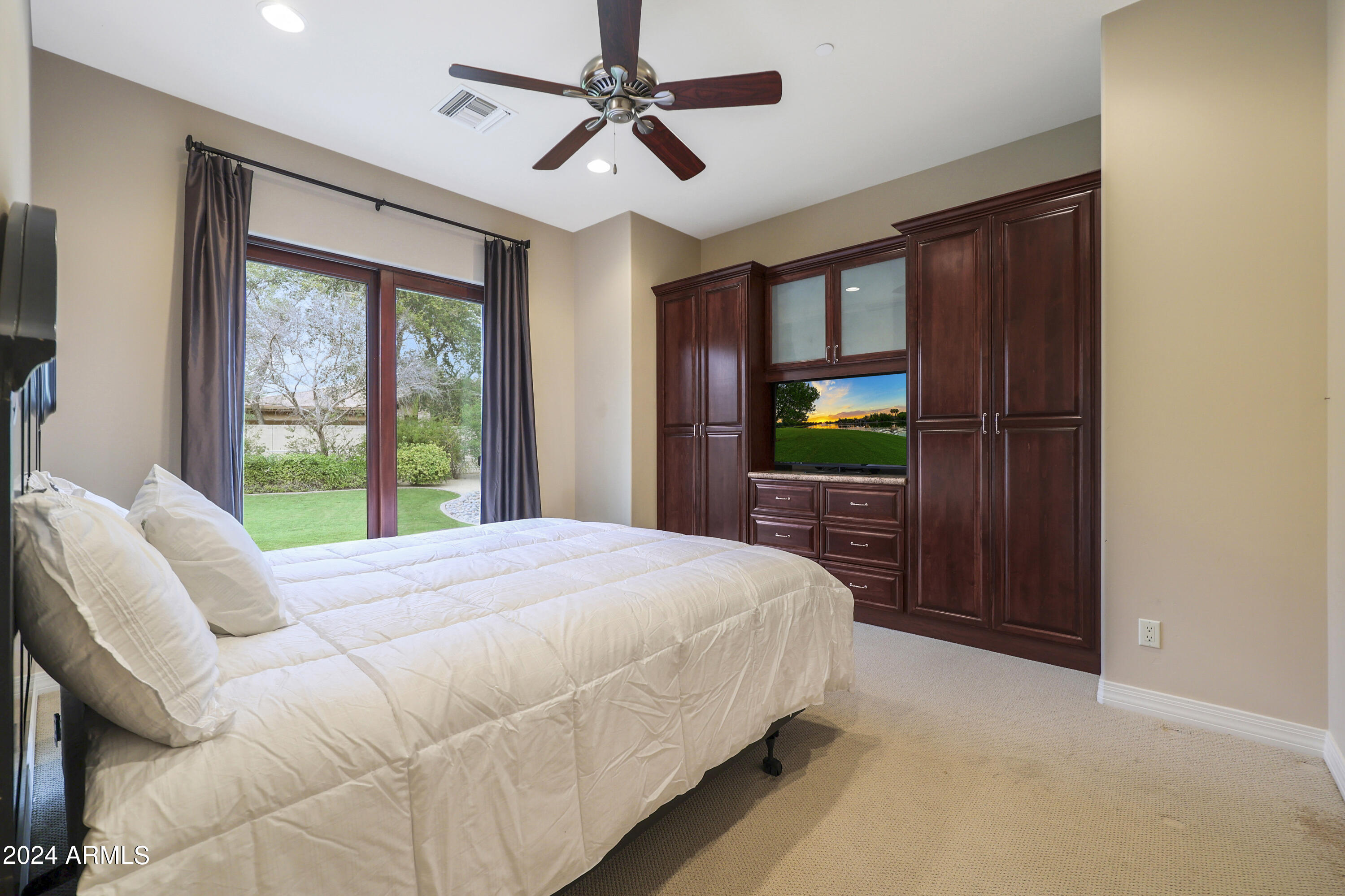 CIRCLE G RANCHES - Residential