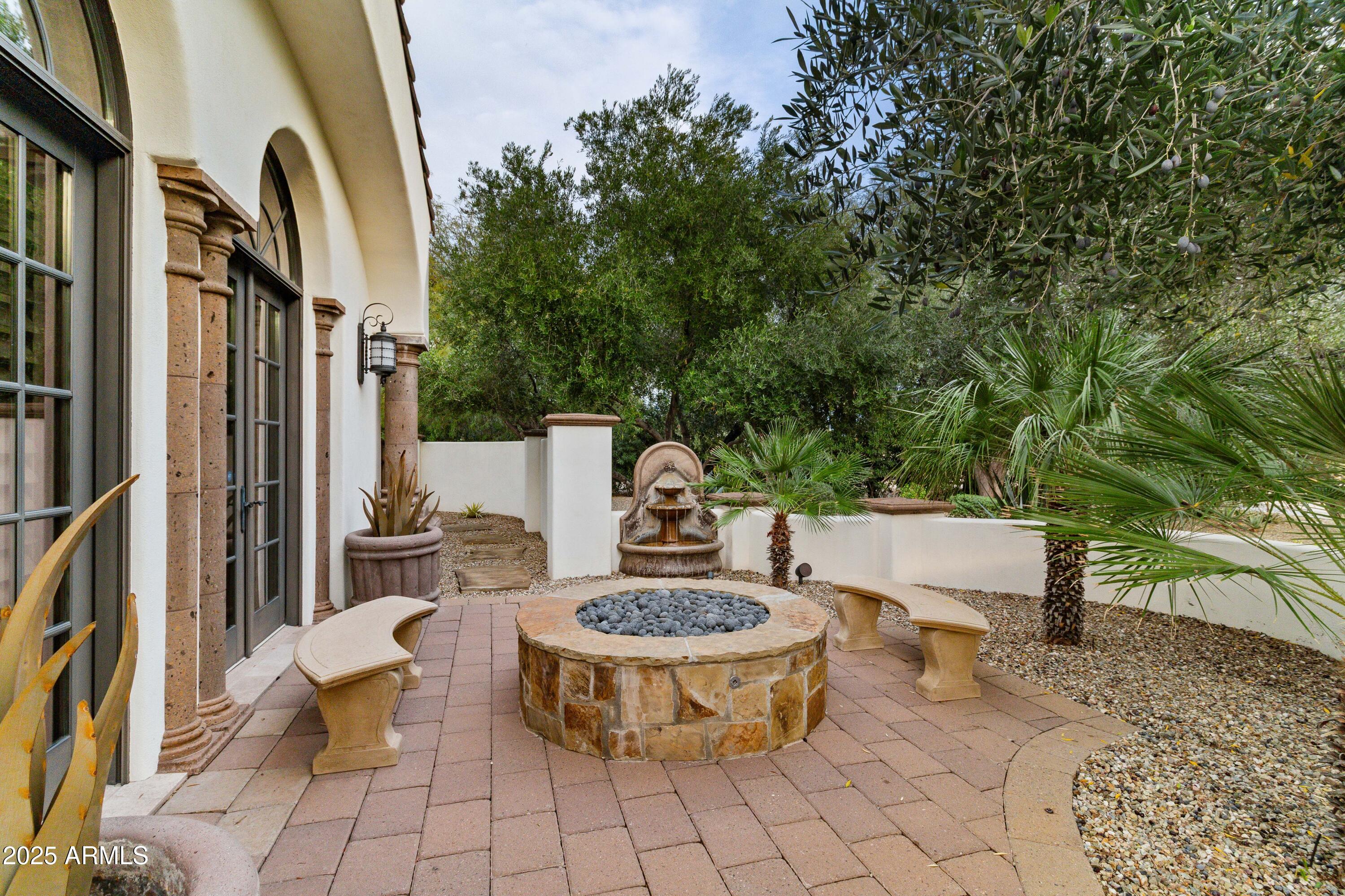 6770 E BLUEBIRD Lane