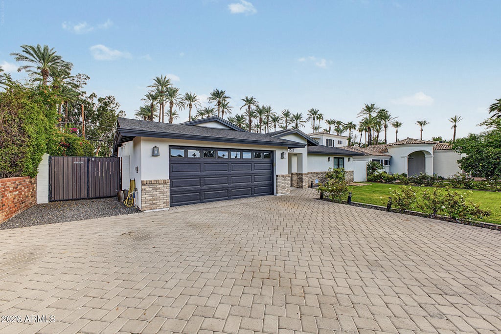 Photo of 4541 N 43rd Street, Phoenix, AZ 85018 (MLS # 7093972)