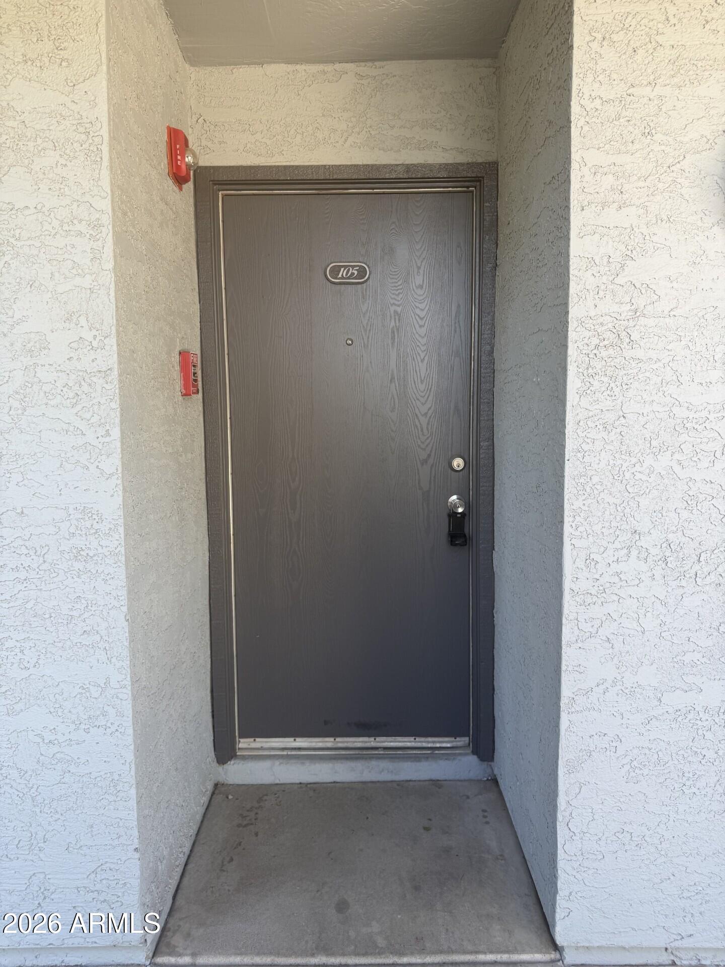 1215 E Lemon Street Apt 105