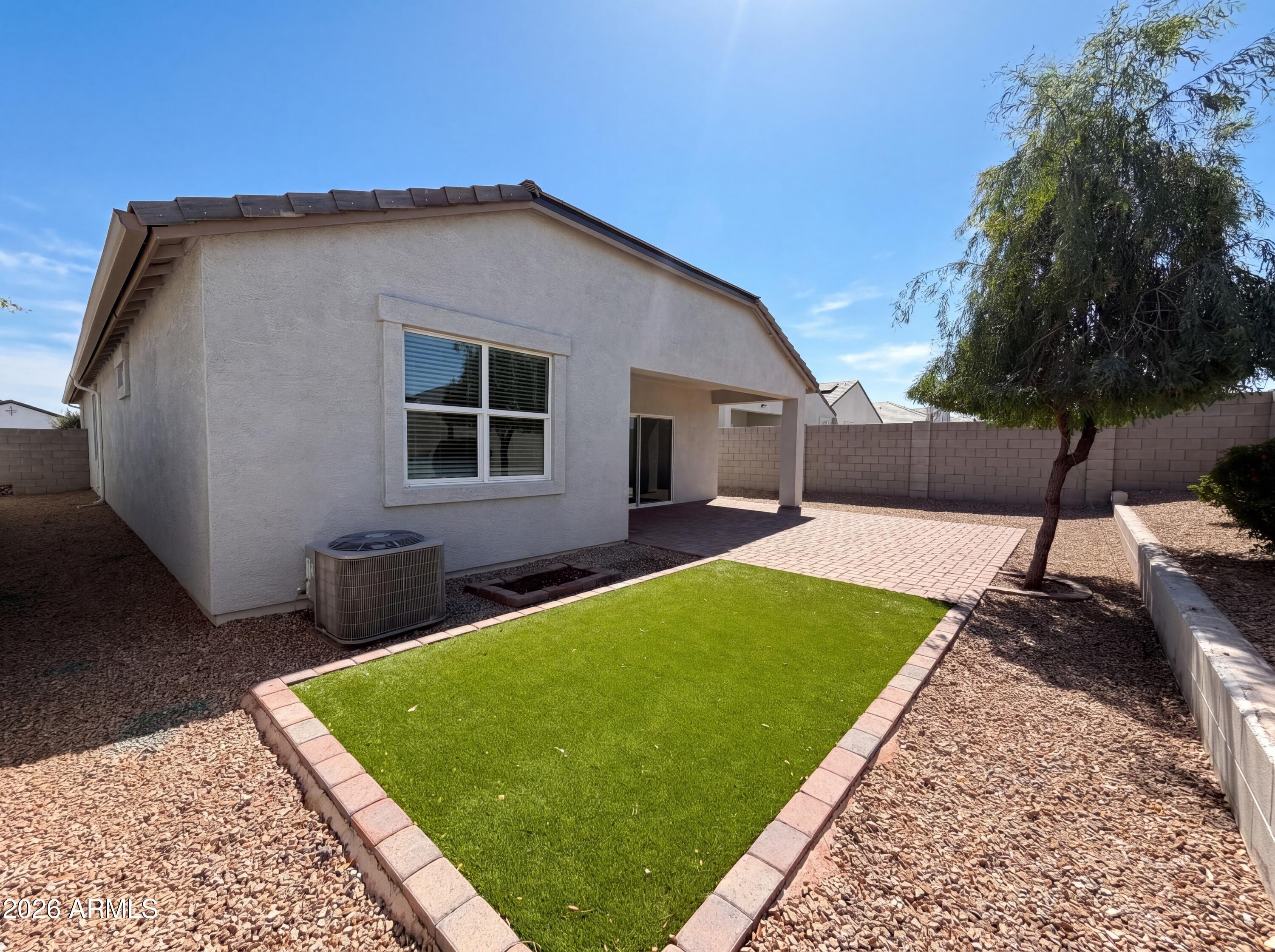 1050 W SAND CANYON Court