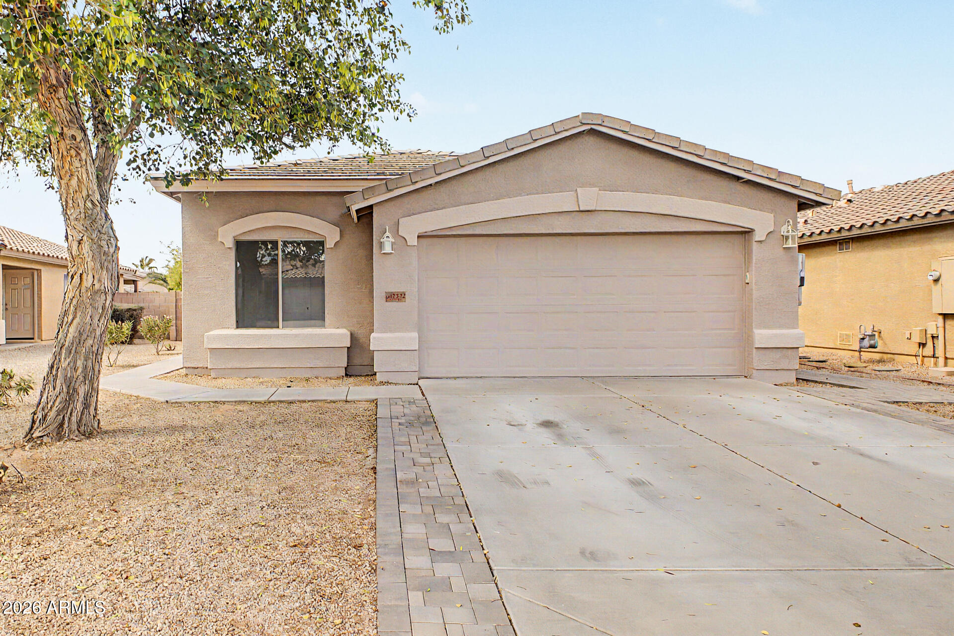 42322 W OAKLAND Drive