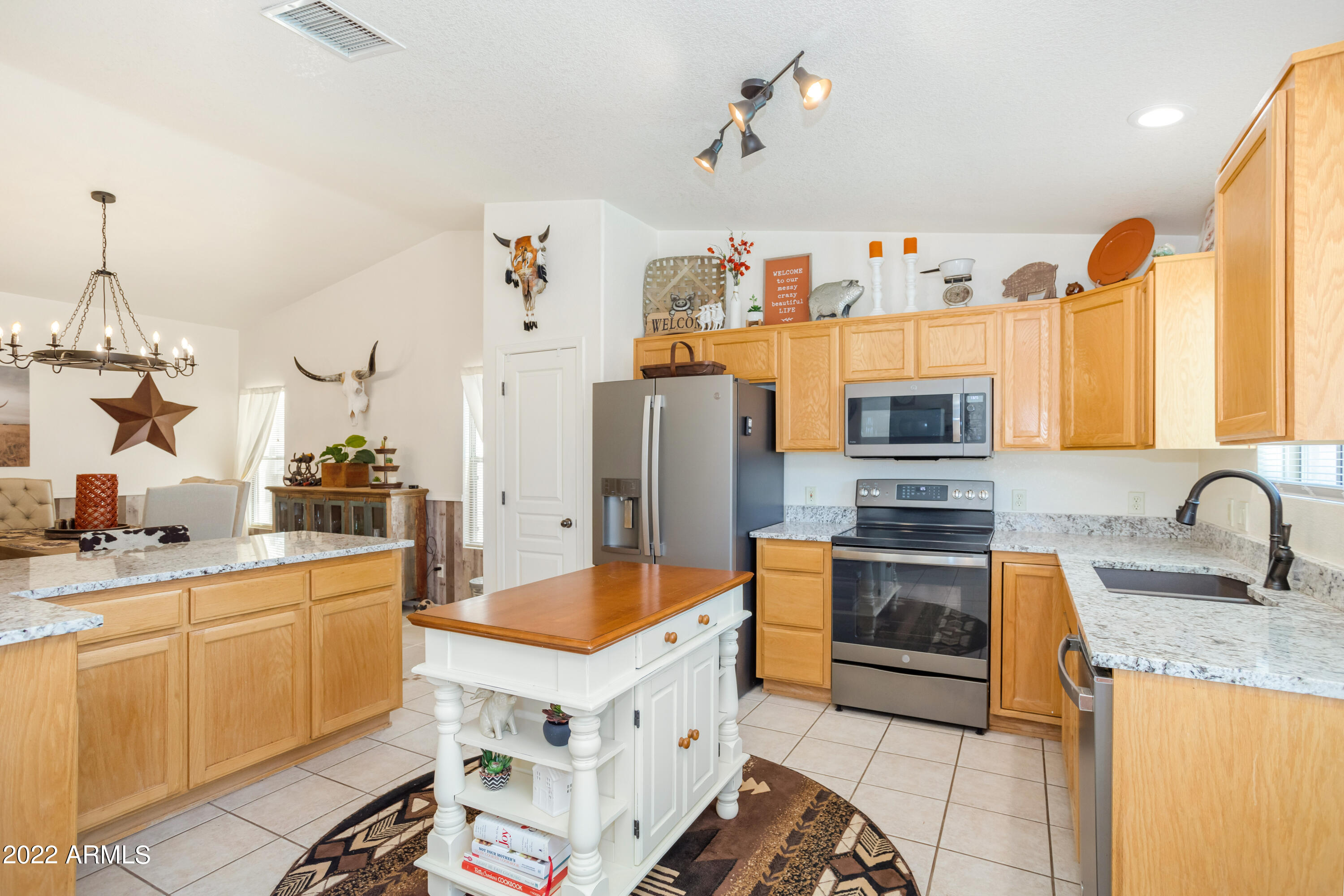 REMINGTON PARK WEST ESTATES - Residential
