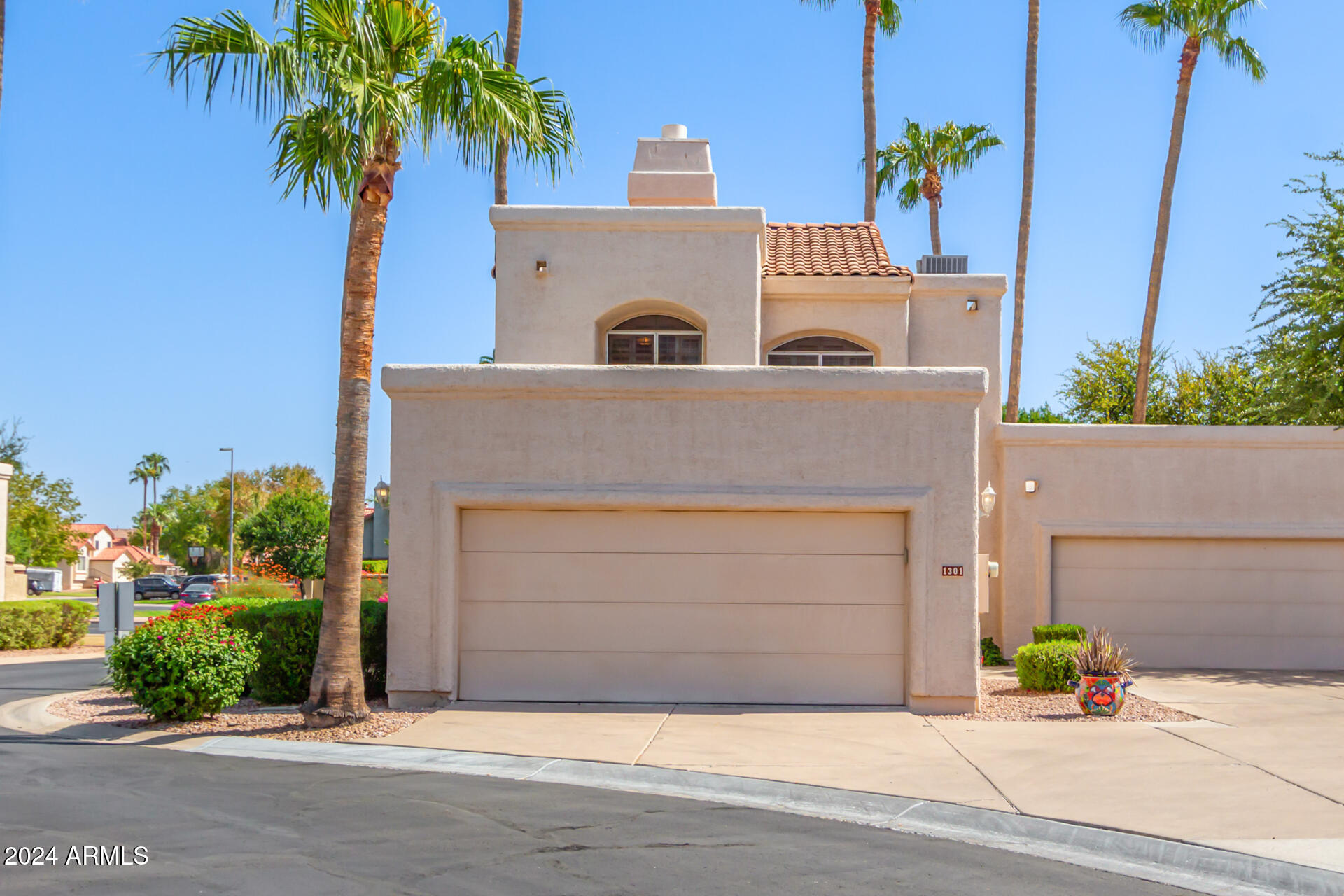 1301 W Coral Reef Drive