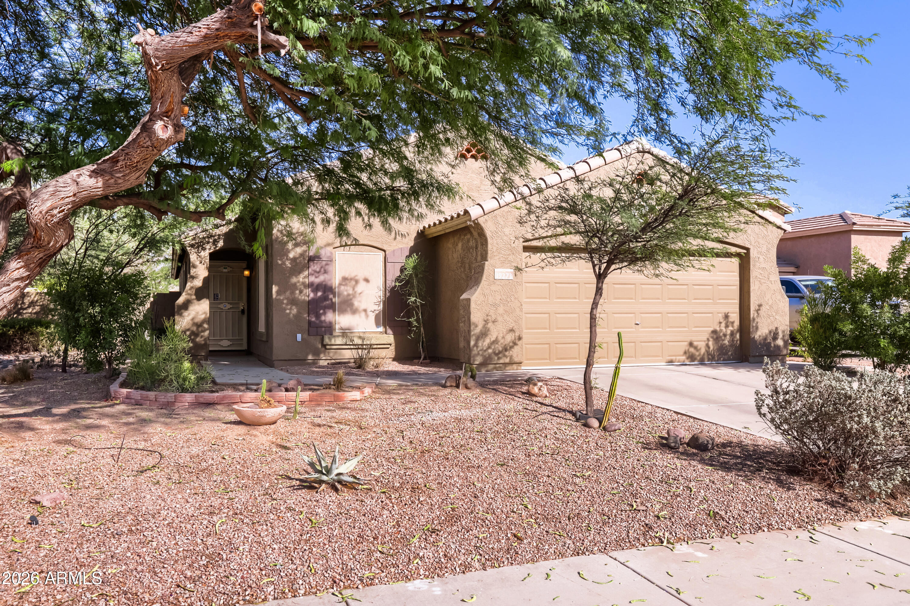 19273 N AUSTIN Court
