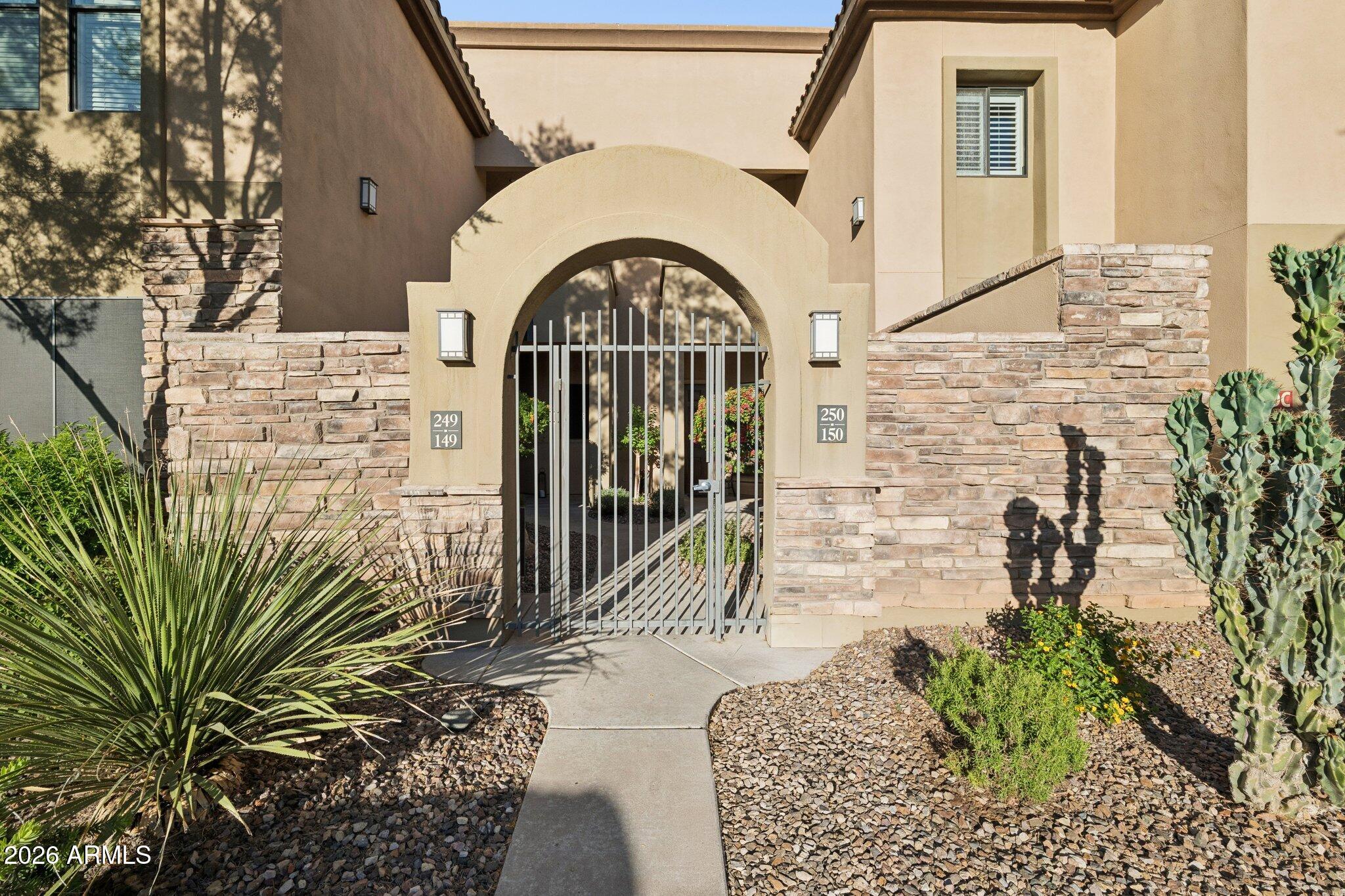 7027 N SCOTTSDALE Road 250