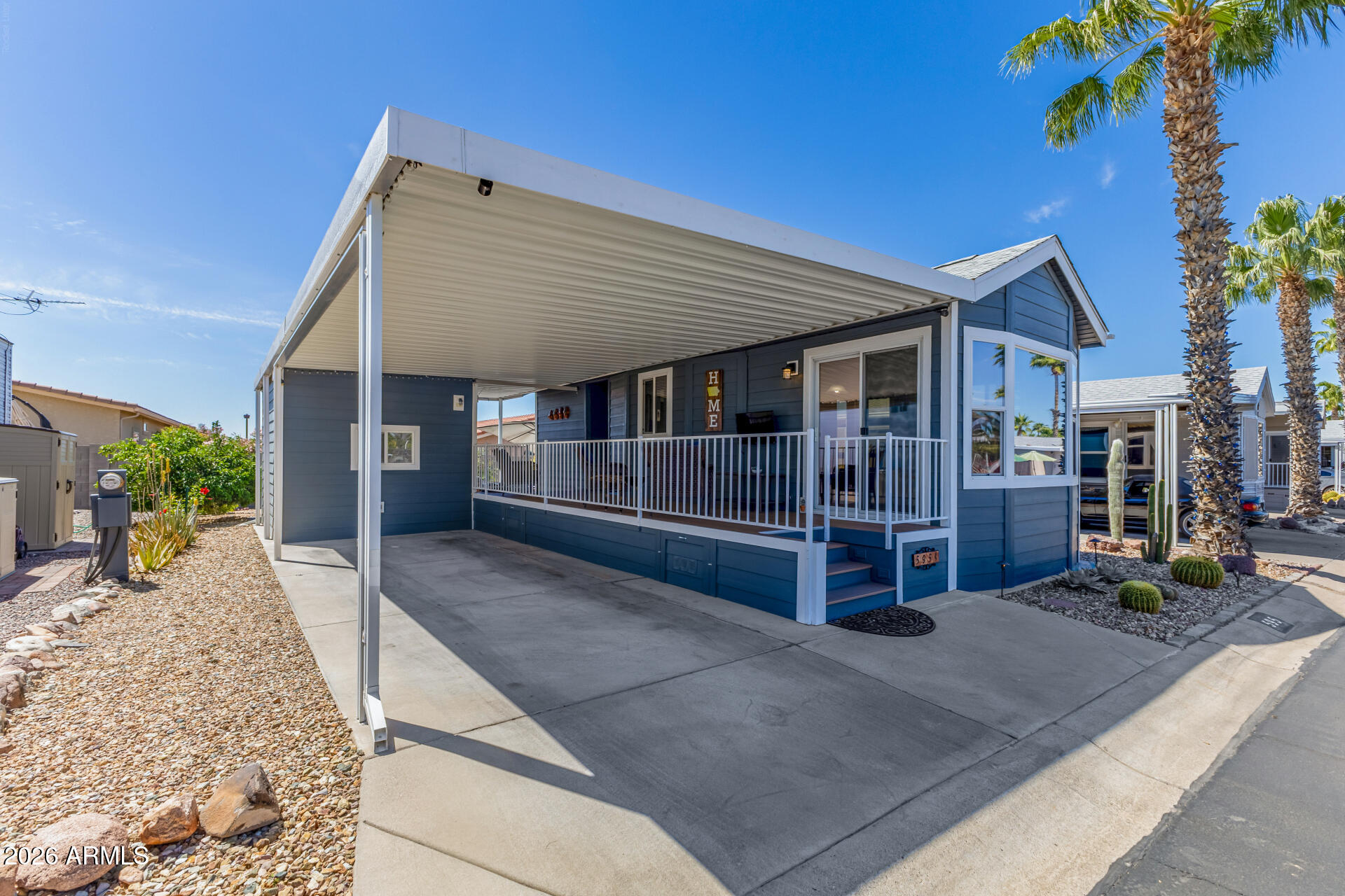 7151 E HWY 60 -- 595