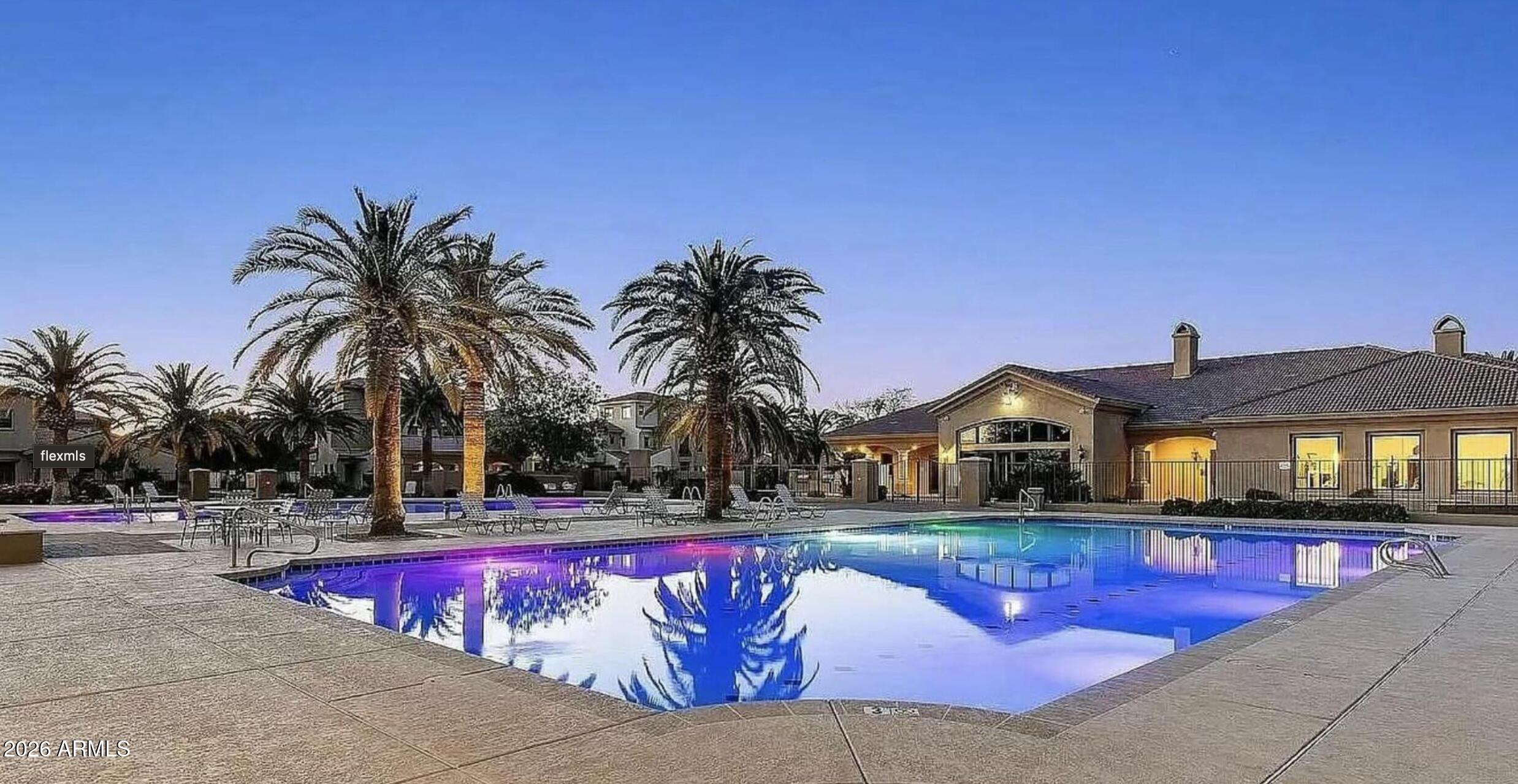 1367 S COUNTRY CLUB Drive 1019