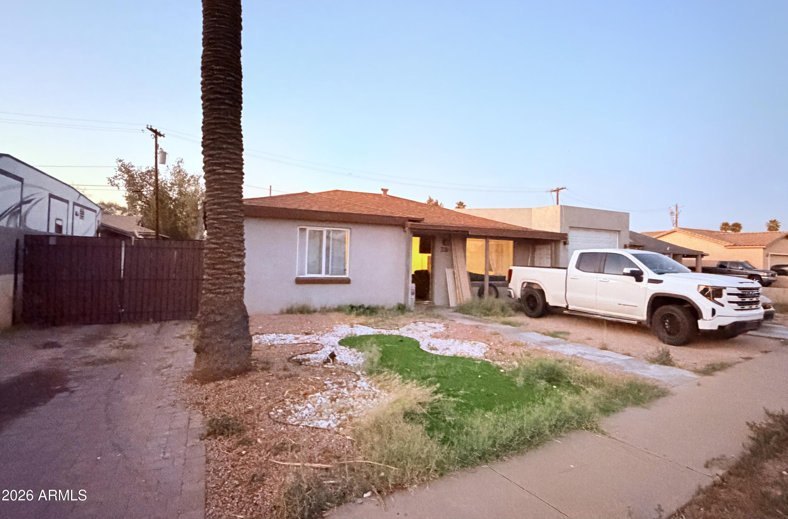 338 E MARILYN Avenue