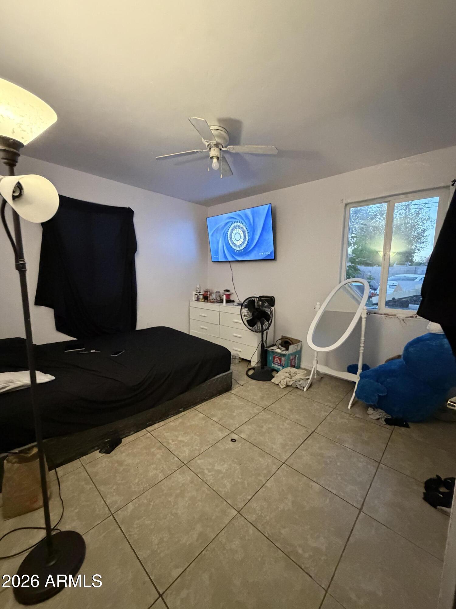 338 E MARILYN Avenue