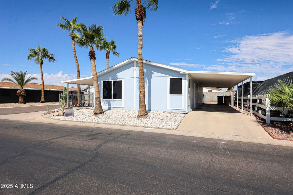 Photo of 8301 N 103rd Avenue #177, Peoria, AZ 85345 (MLS # 6931179)
