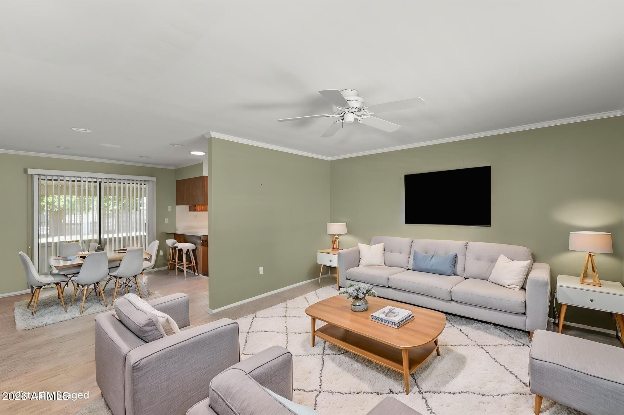 10435 W CAMELOT Circle