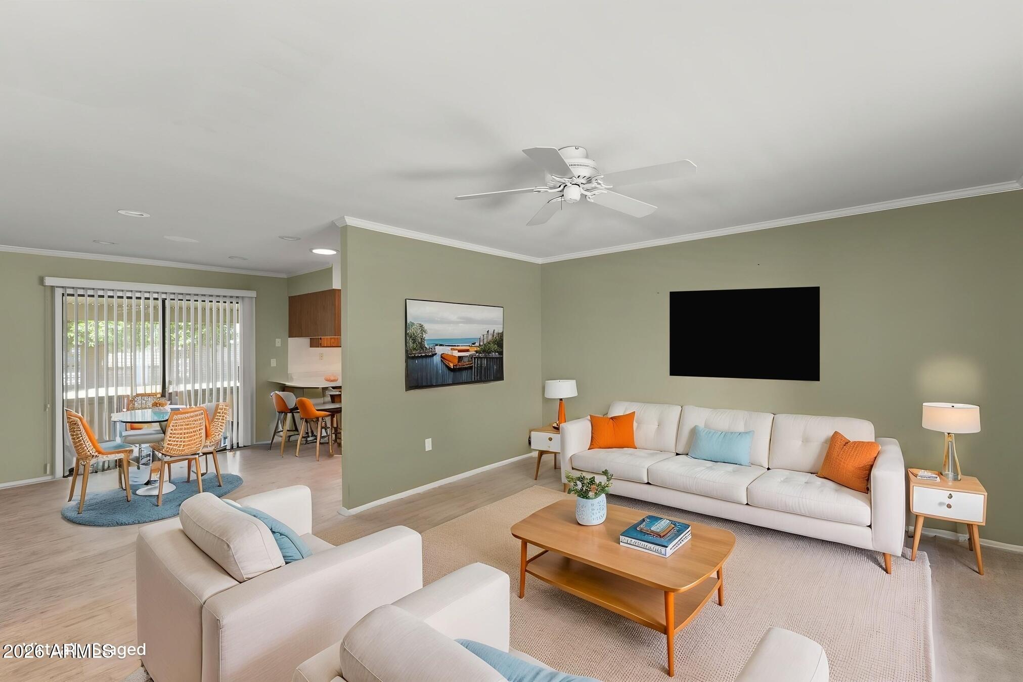 10435 W CAMELOT Circle