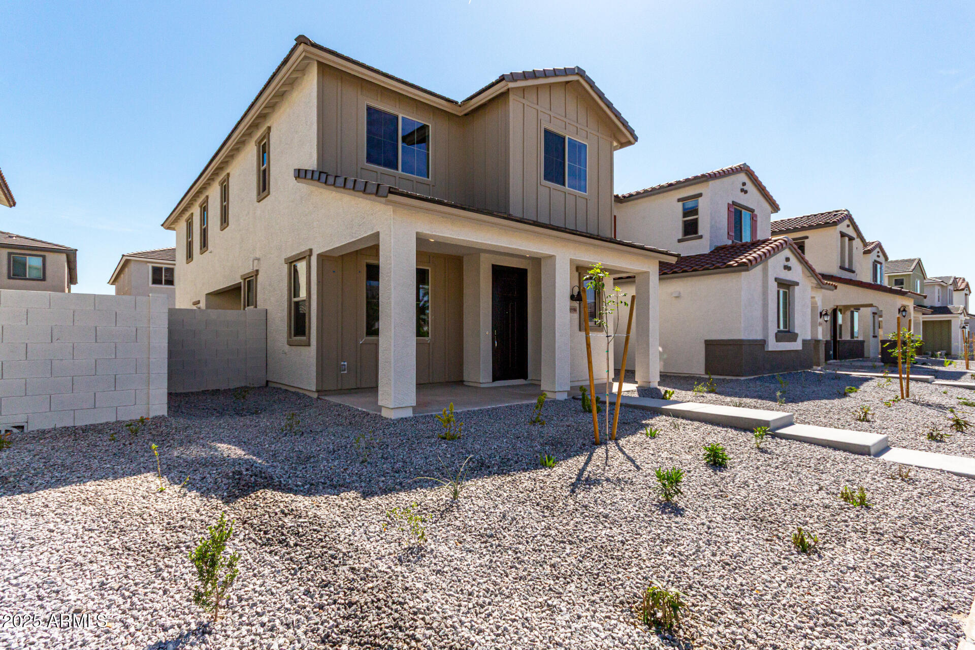 15586 S 181ST Drive