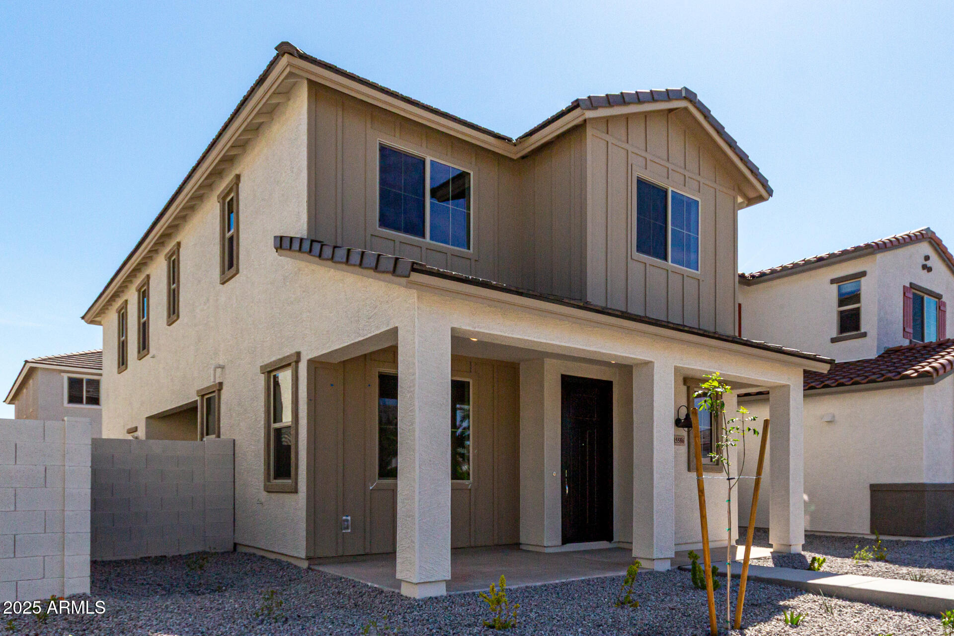 15586 S 181ST Drive