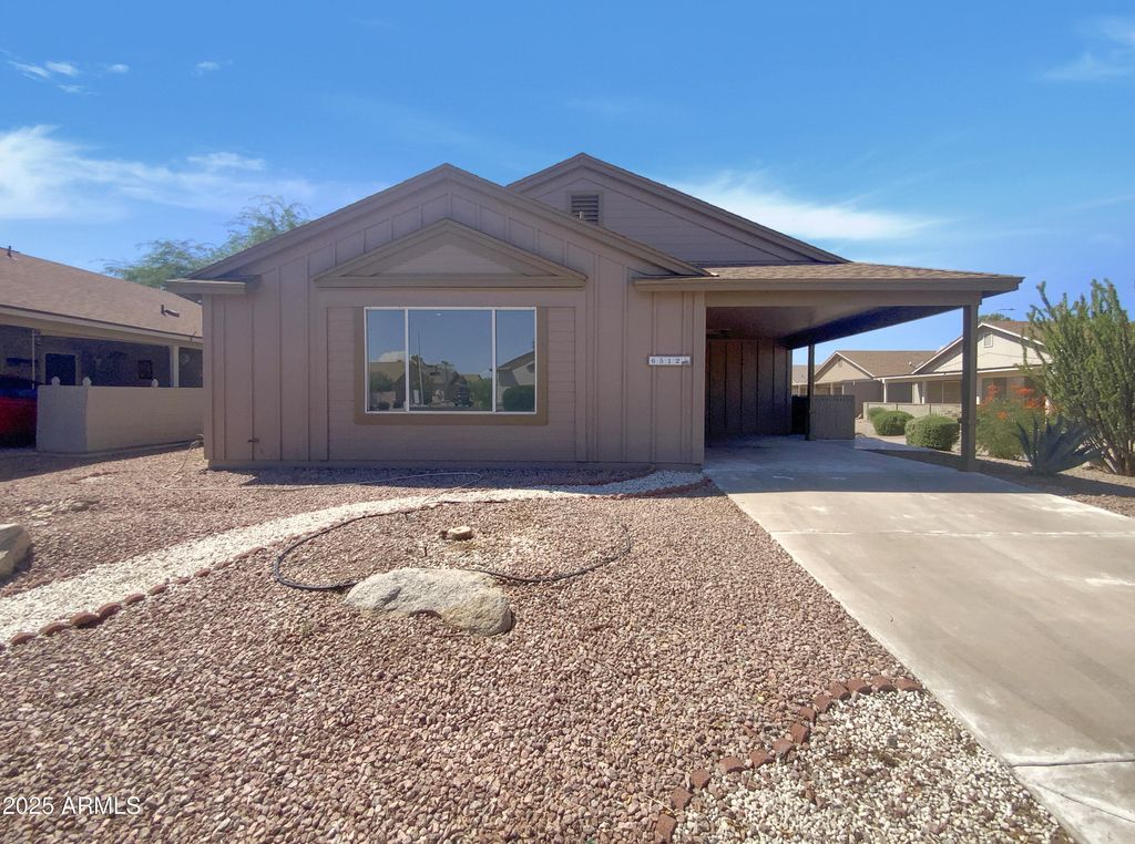 Photo of 6512 S Sawgrass Drive, Chandler, AZ 85249 (MLS # 6921684)