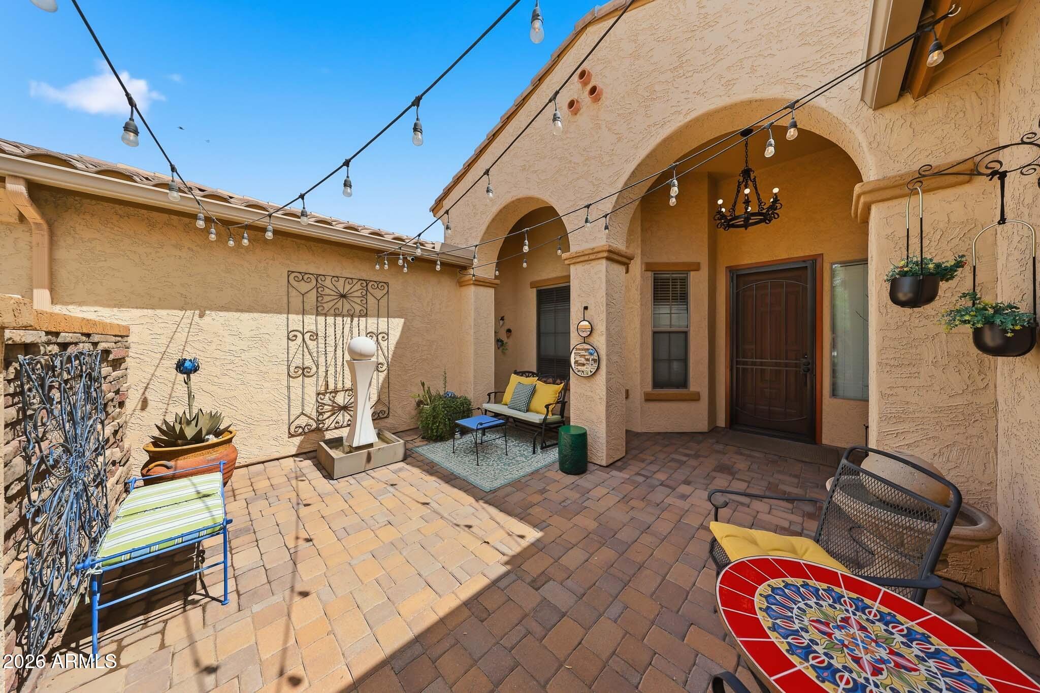 1531 W PARNELL Drive