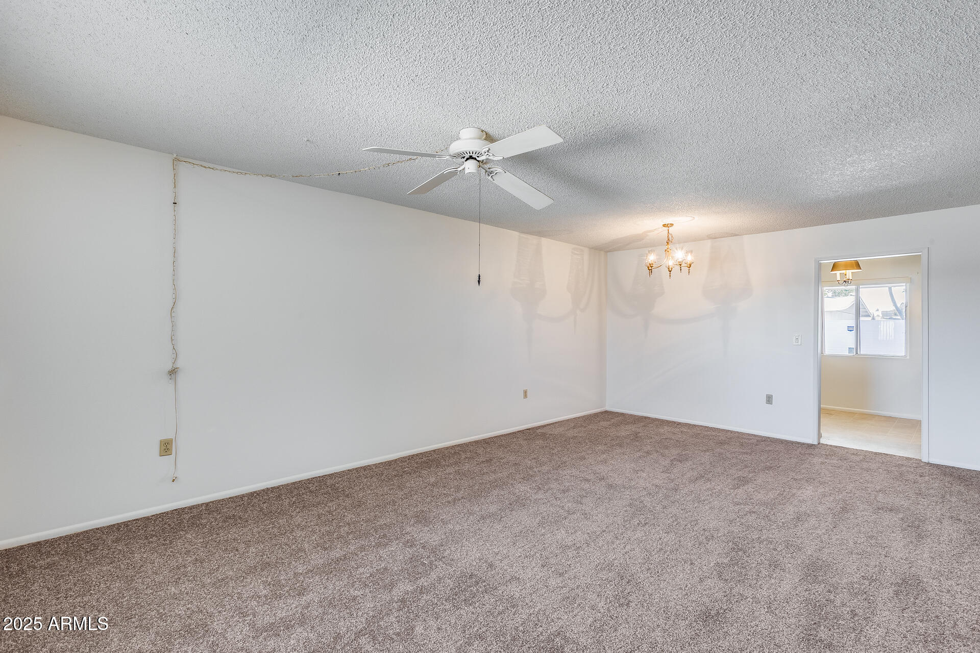 10863 W THUNDERBIRD Boulevard