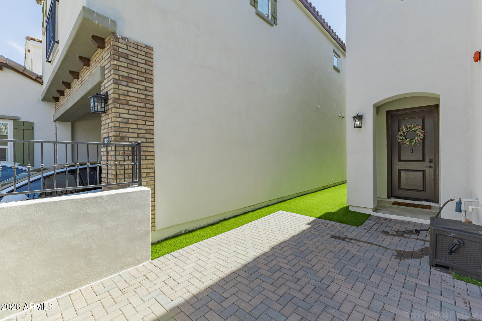 1489 E SHANNON Street