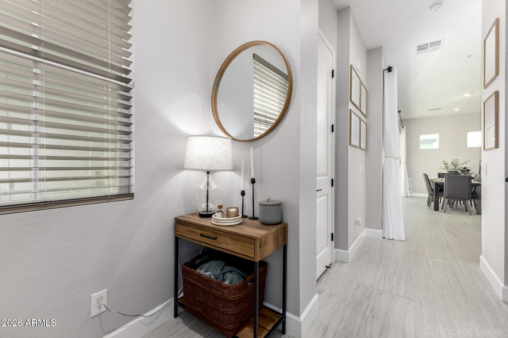 1489 E SHANNON Street