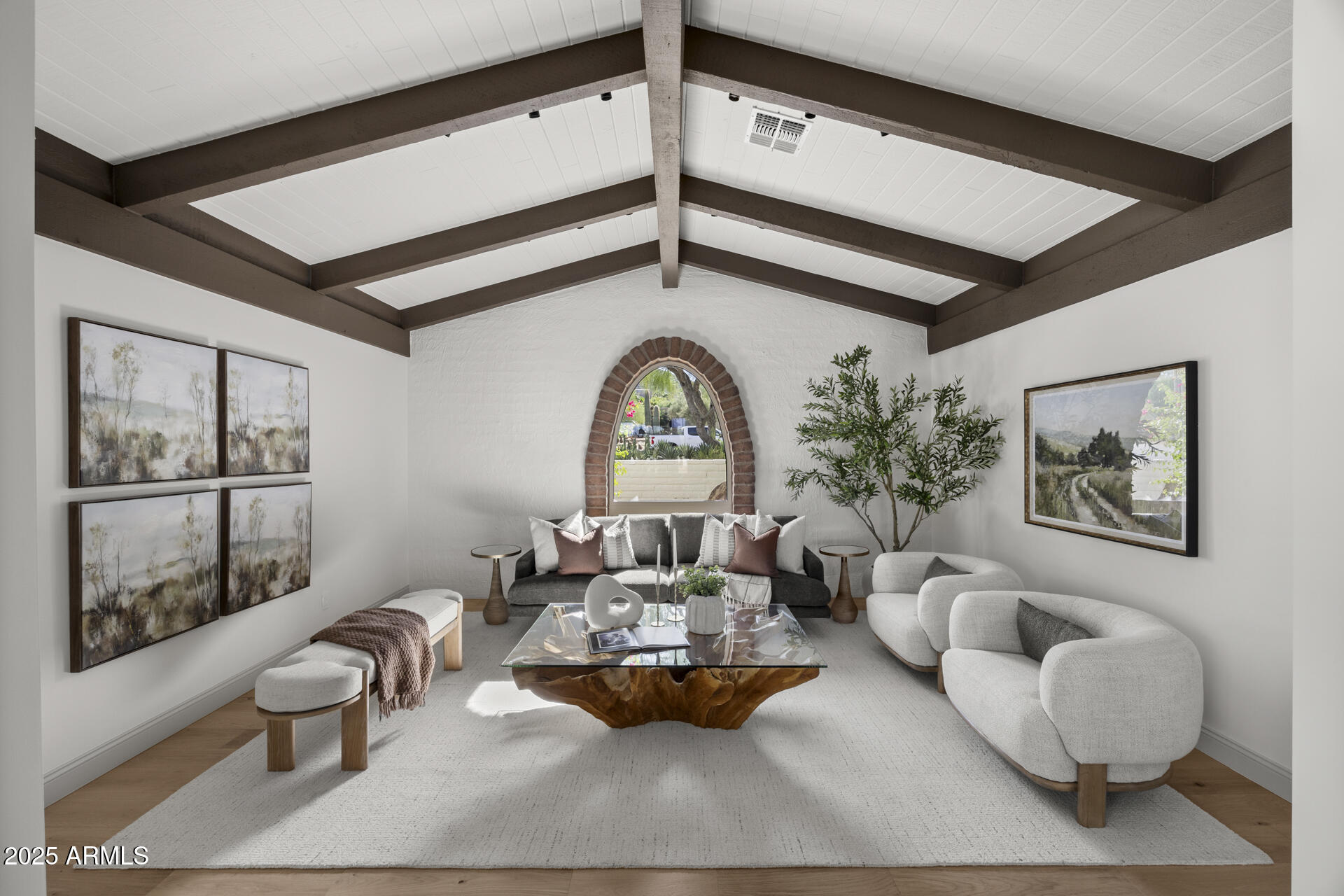 4646 E SHADOW ROCK Road