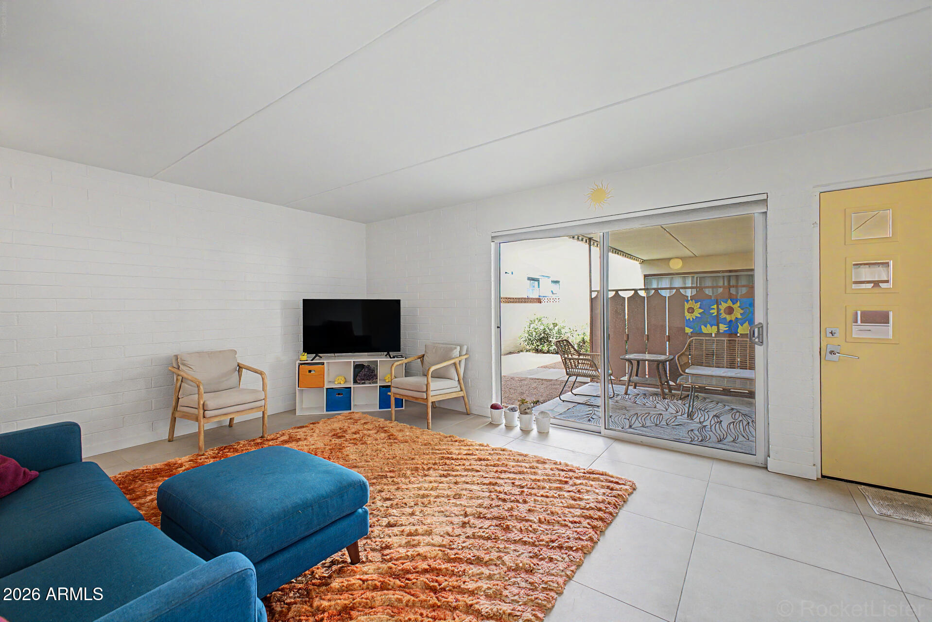 7751 E GLENROSA Avenue C3