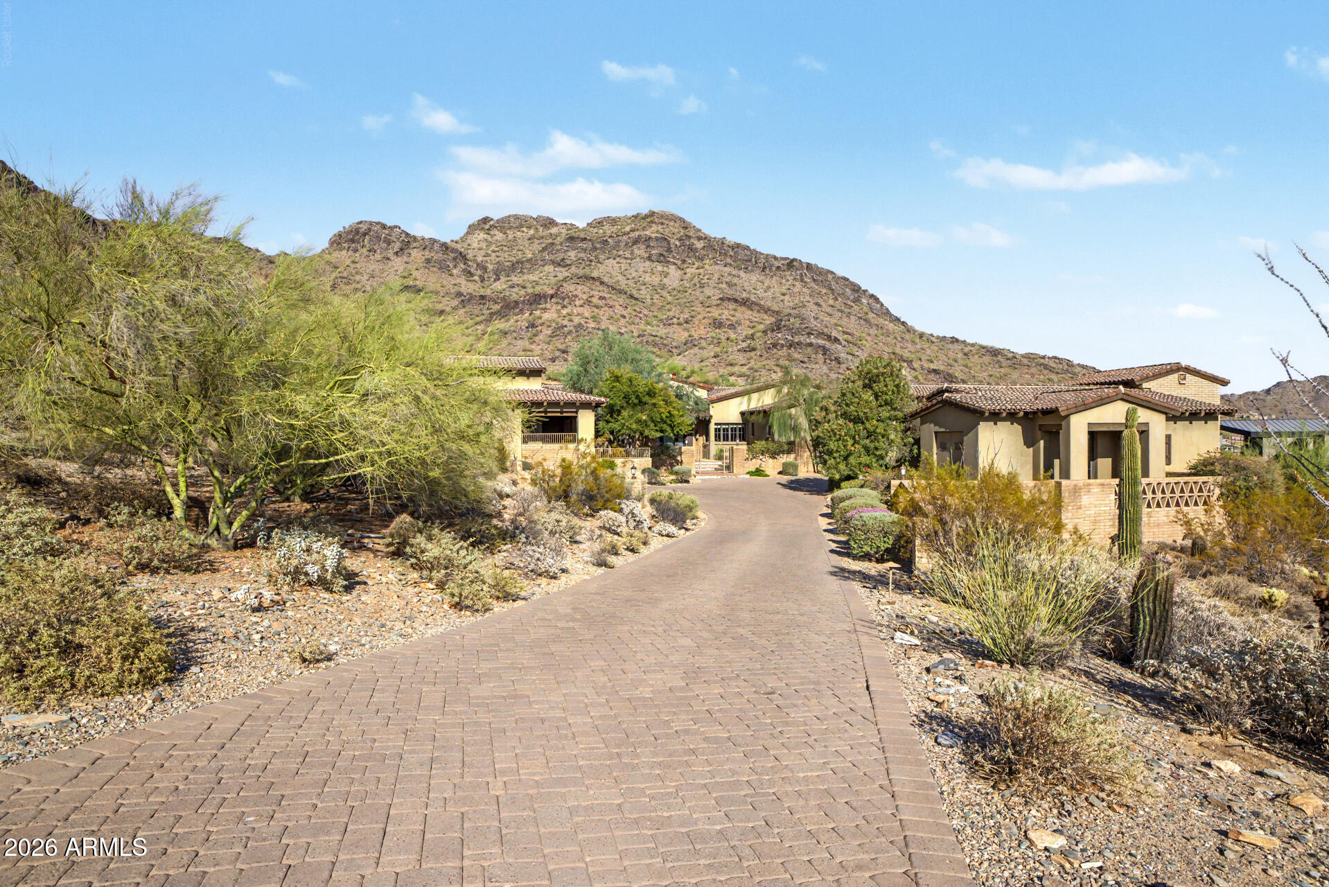 9820 E THOMPSON PEAK Parkway 628
