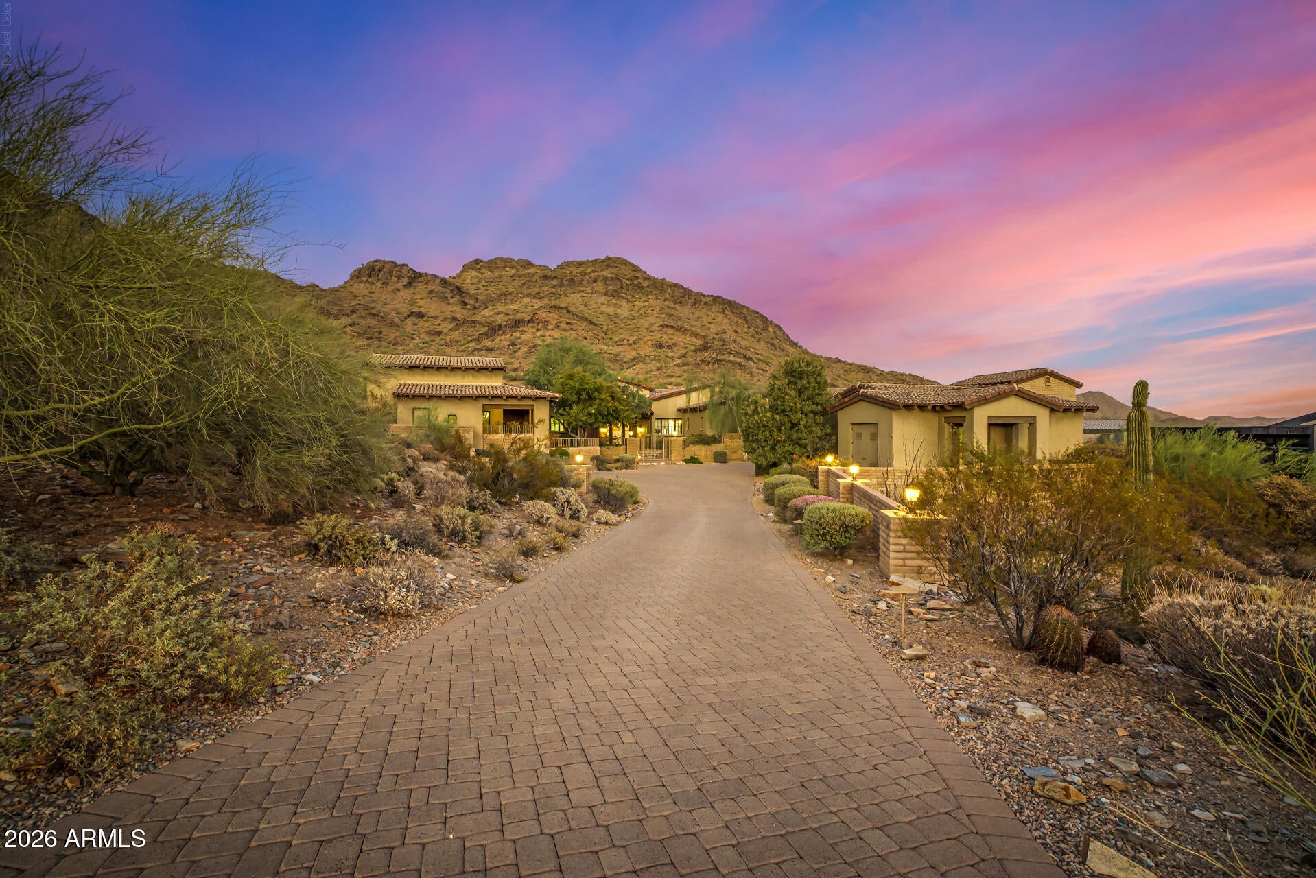 9820 E THOMPSON PEAK Parkway 628