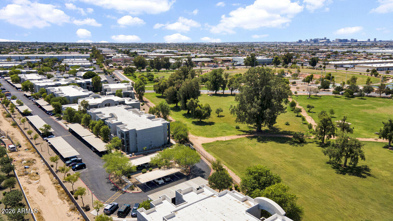 5611 S 32nd Street 2